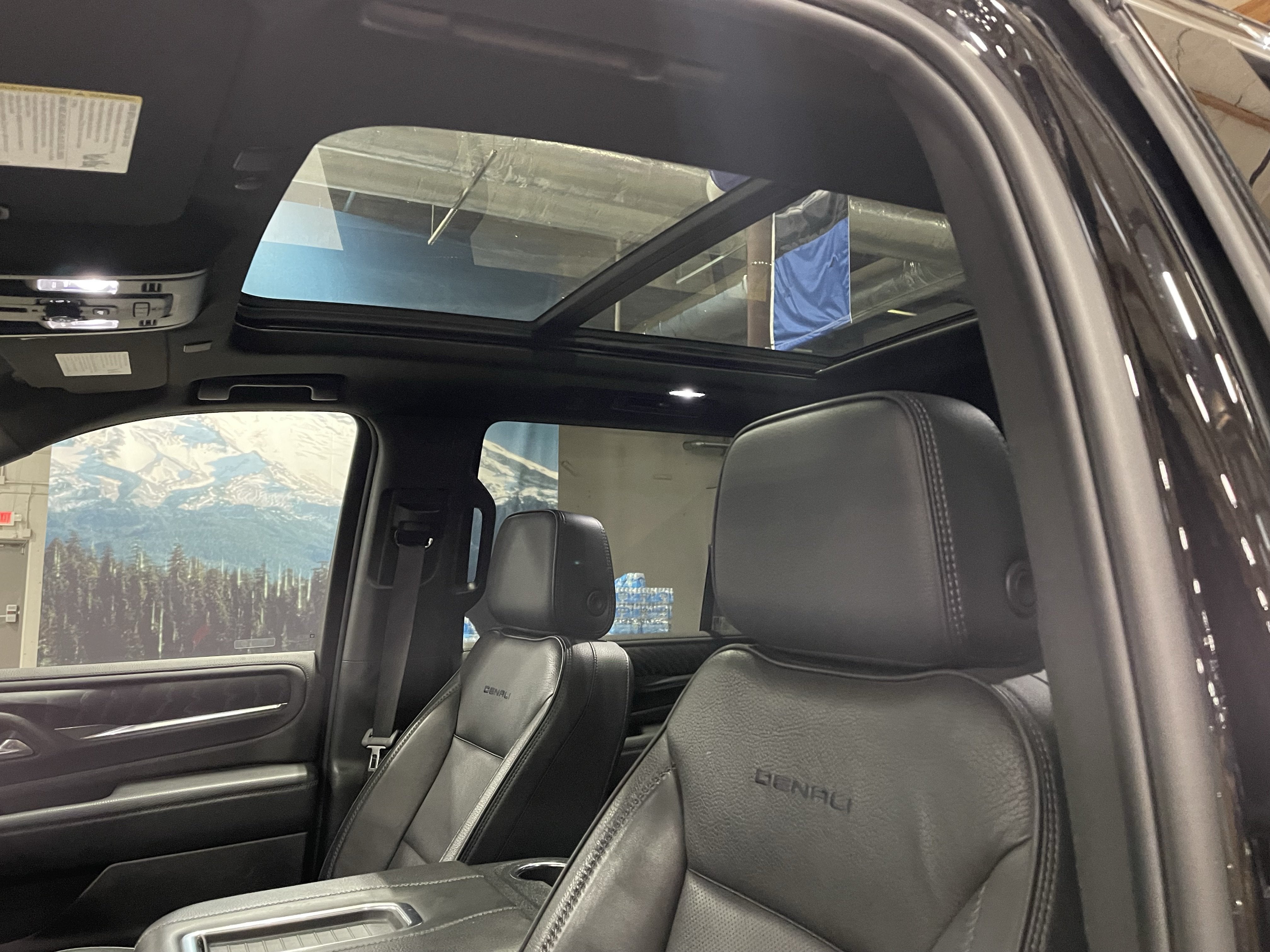 2024 GMC Yukon Denali