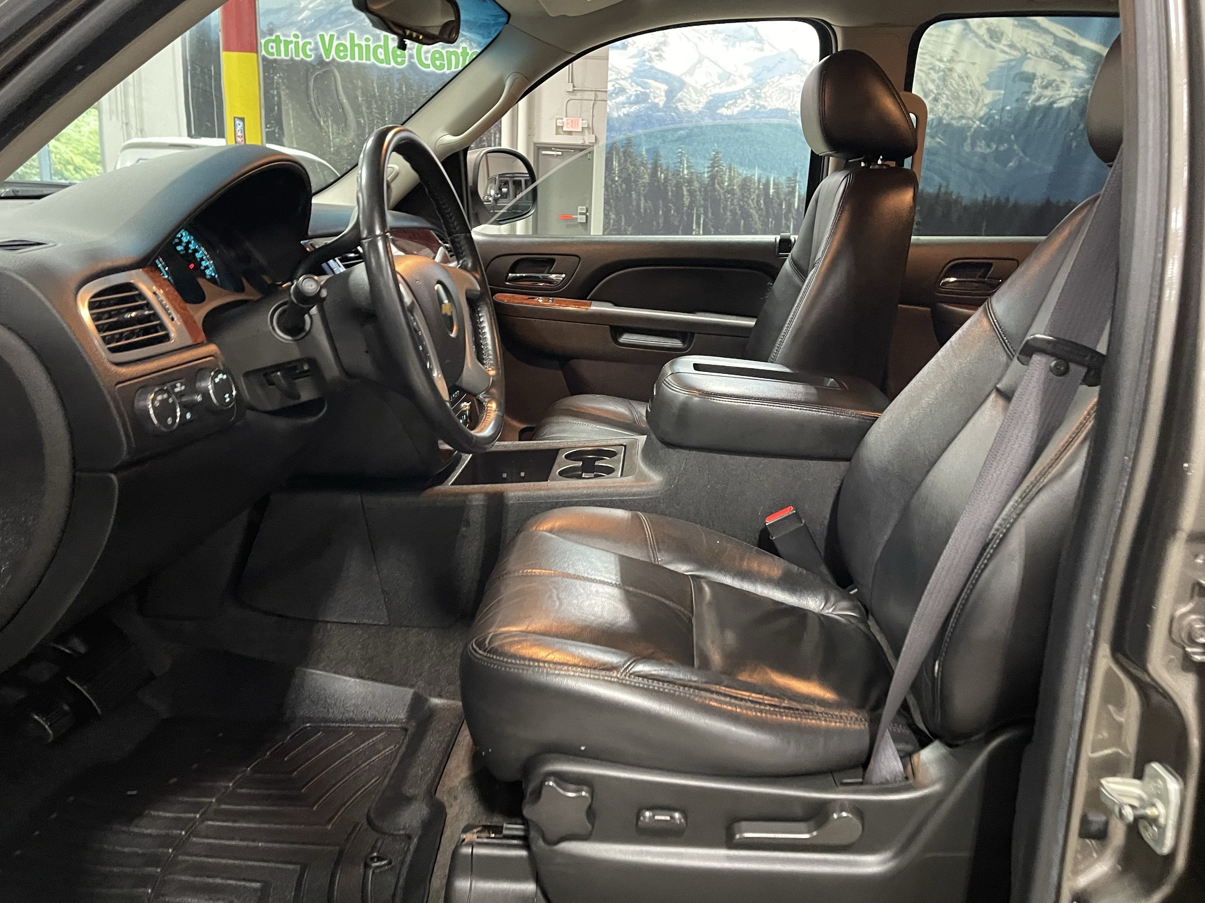 2011 Chevrolet Suburban 1500 LT