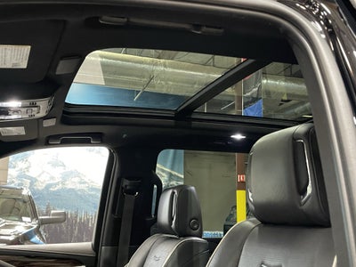 2023 Cadillac Escalade ESV Premium
