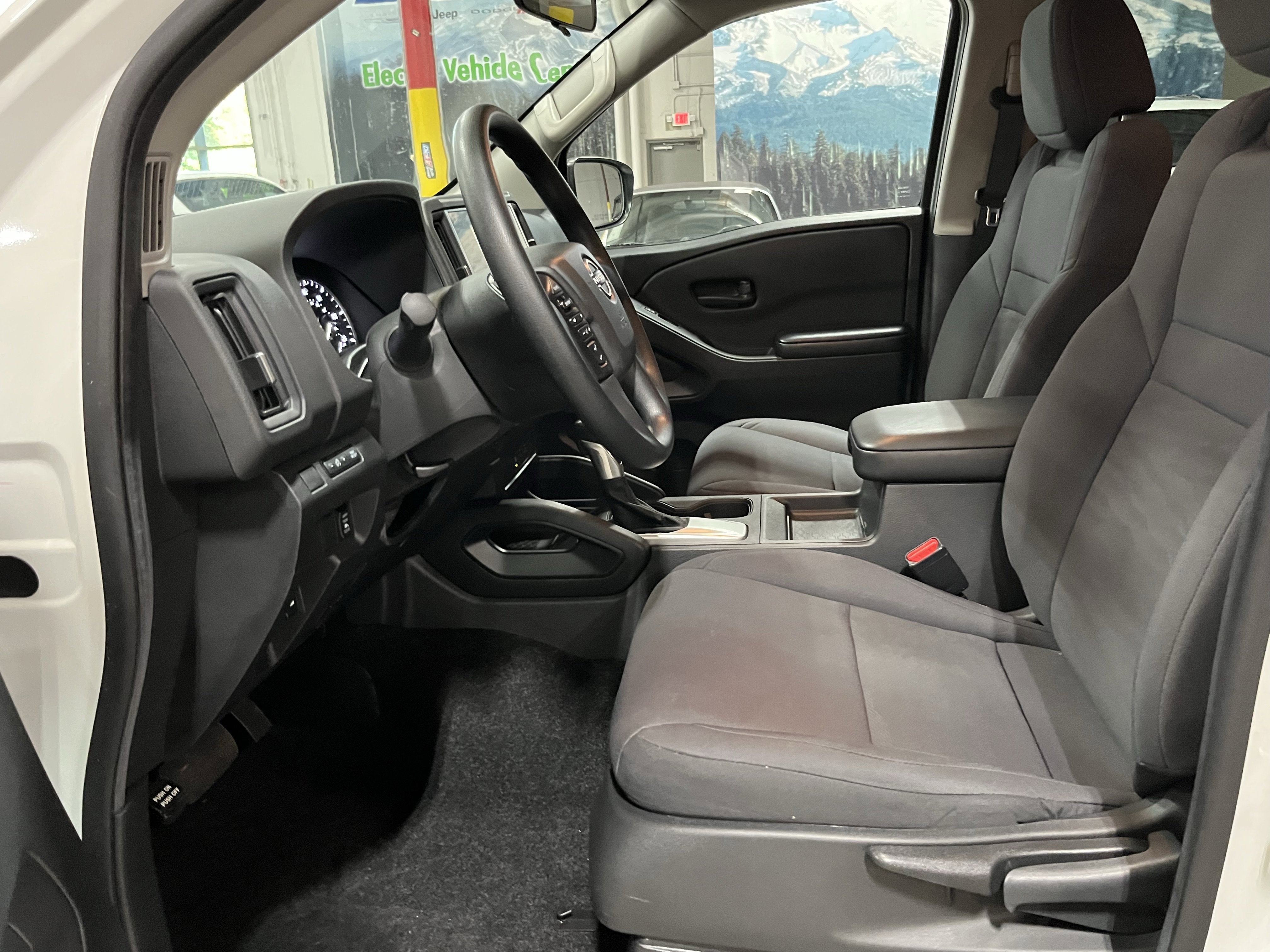 2025 Nissan Frontier S