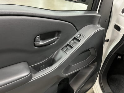 2025 Nissan Frontier S