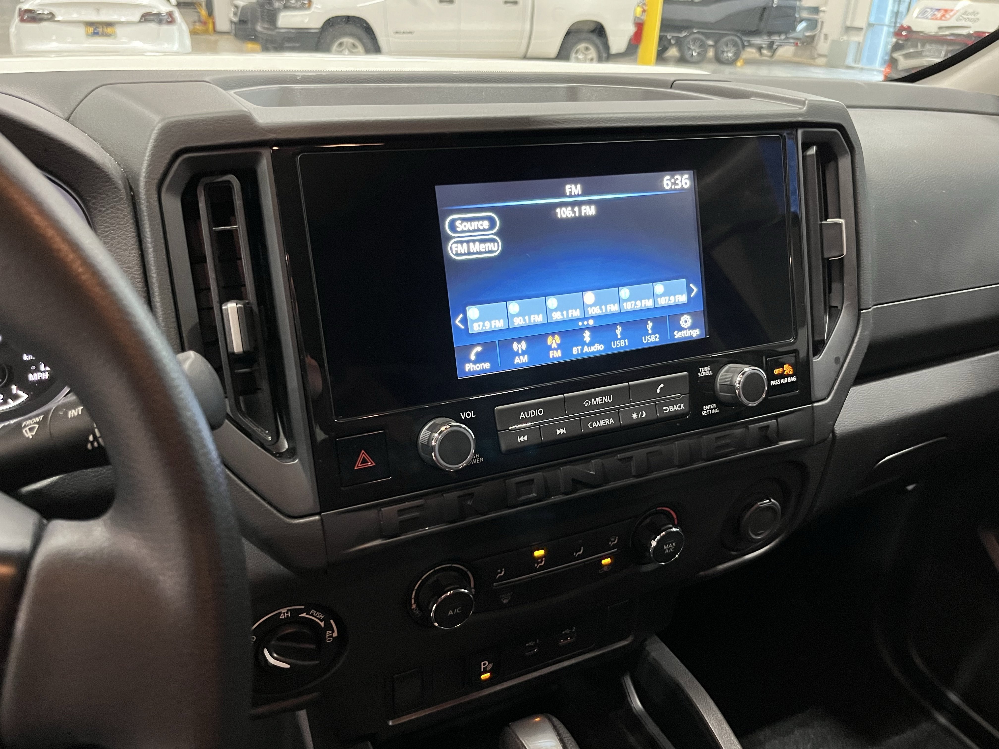 2025 Nissan Frontier S