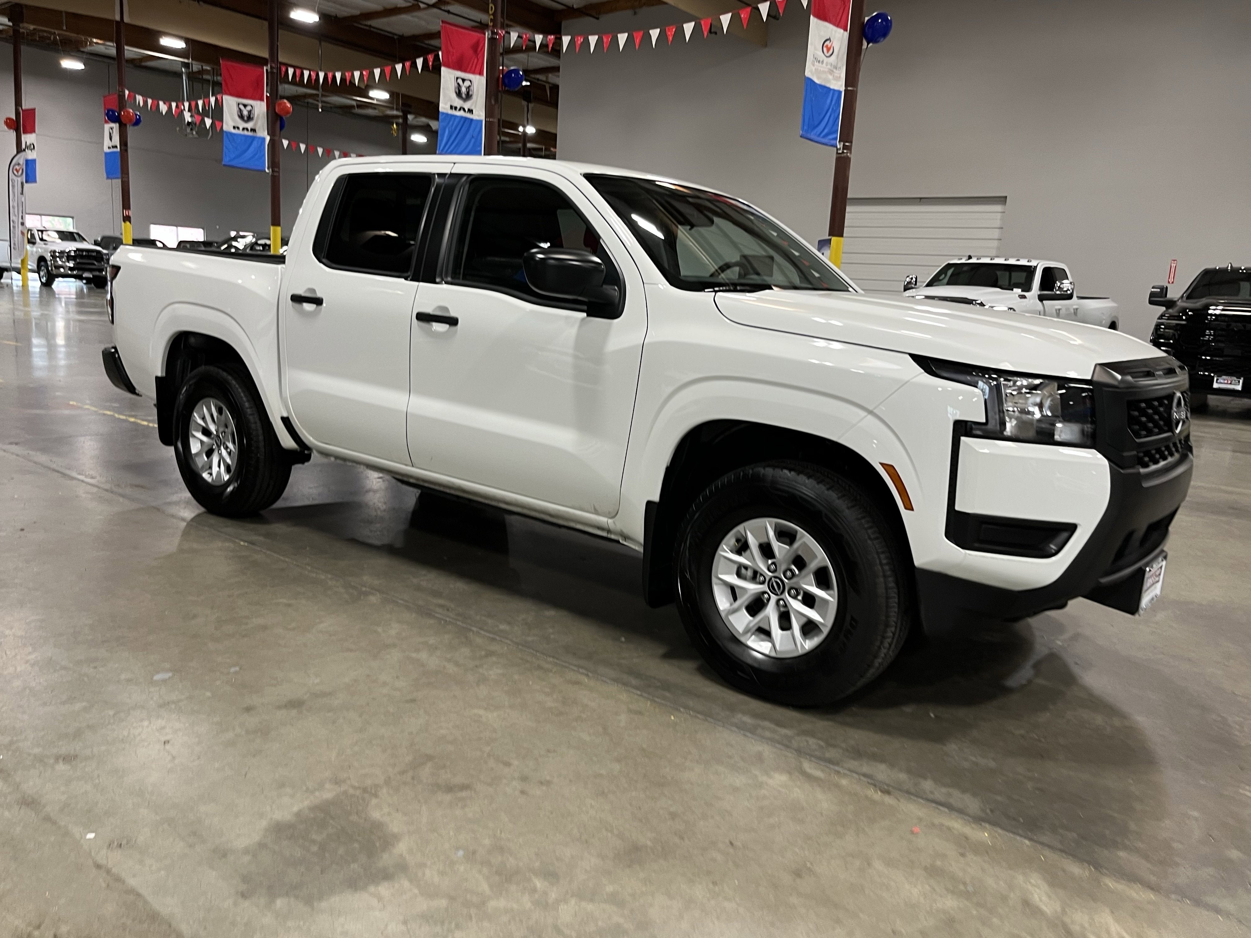 2025 Nissan Frontier S