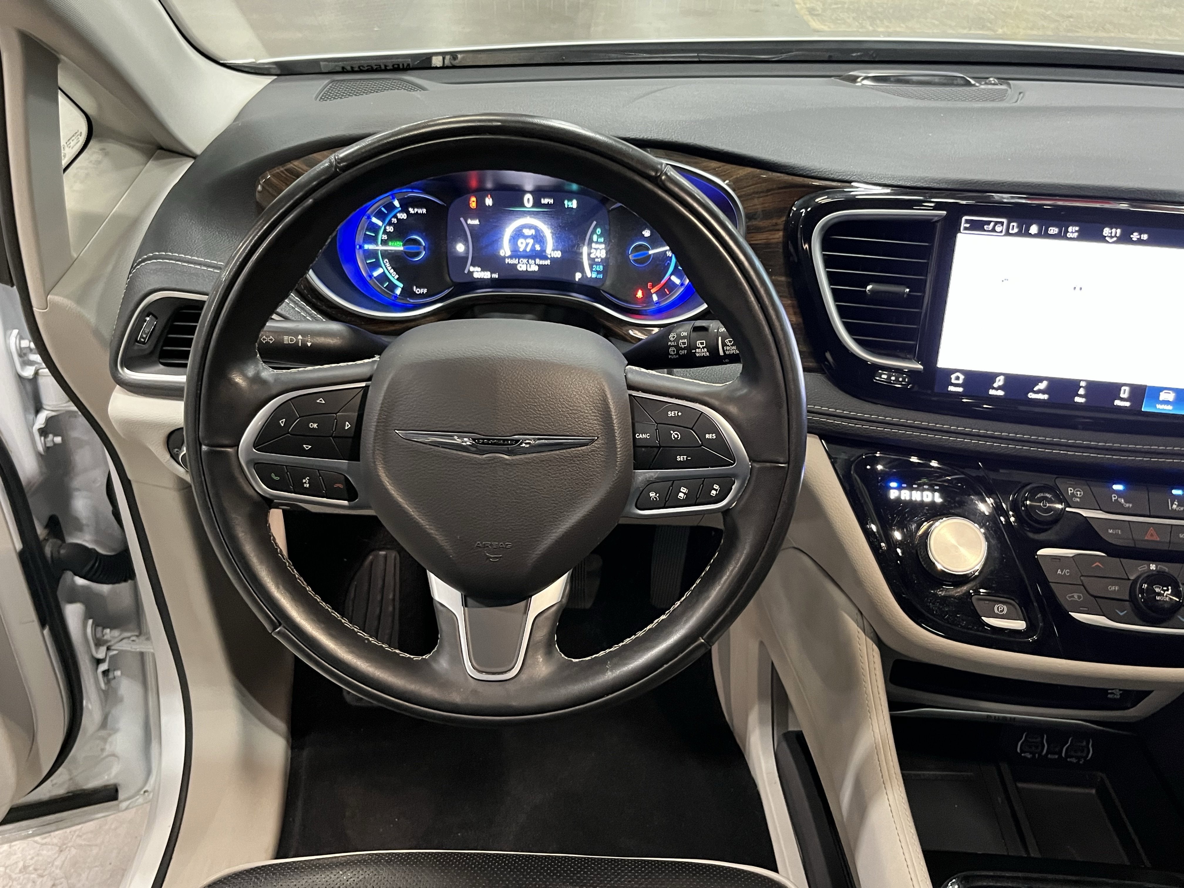 2022 Chrysler Pacifica Hybrid Limited
