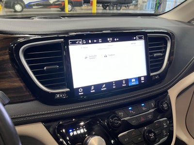 2022 Chrysler Pacifica Hybrid Limited
