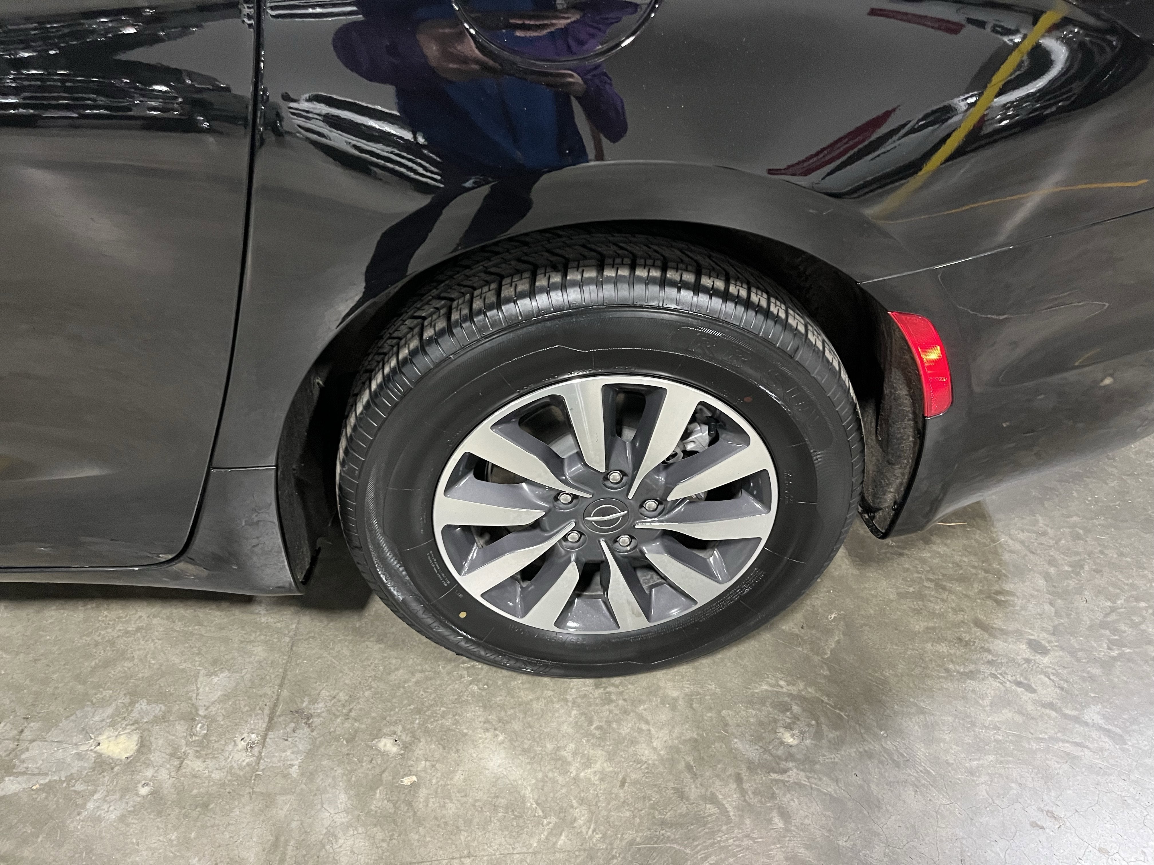 2024 Chrysler Pacifica Hybrid Select