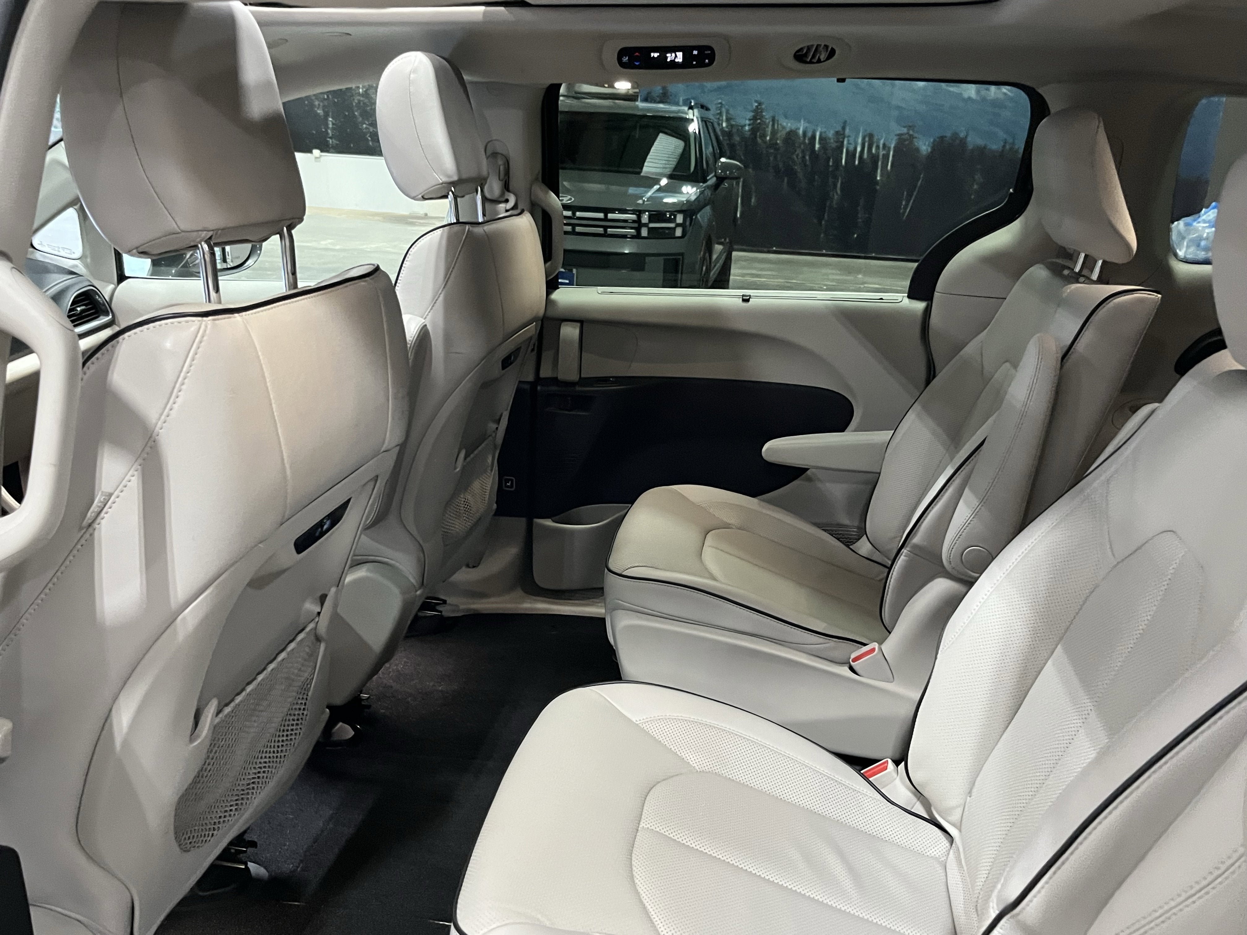 2021 Chrysler Pacifica Hybrid Limited