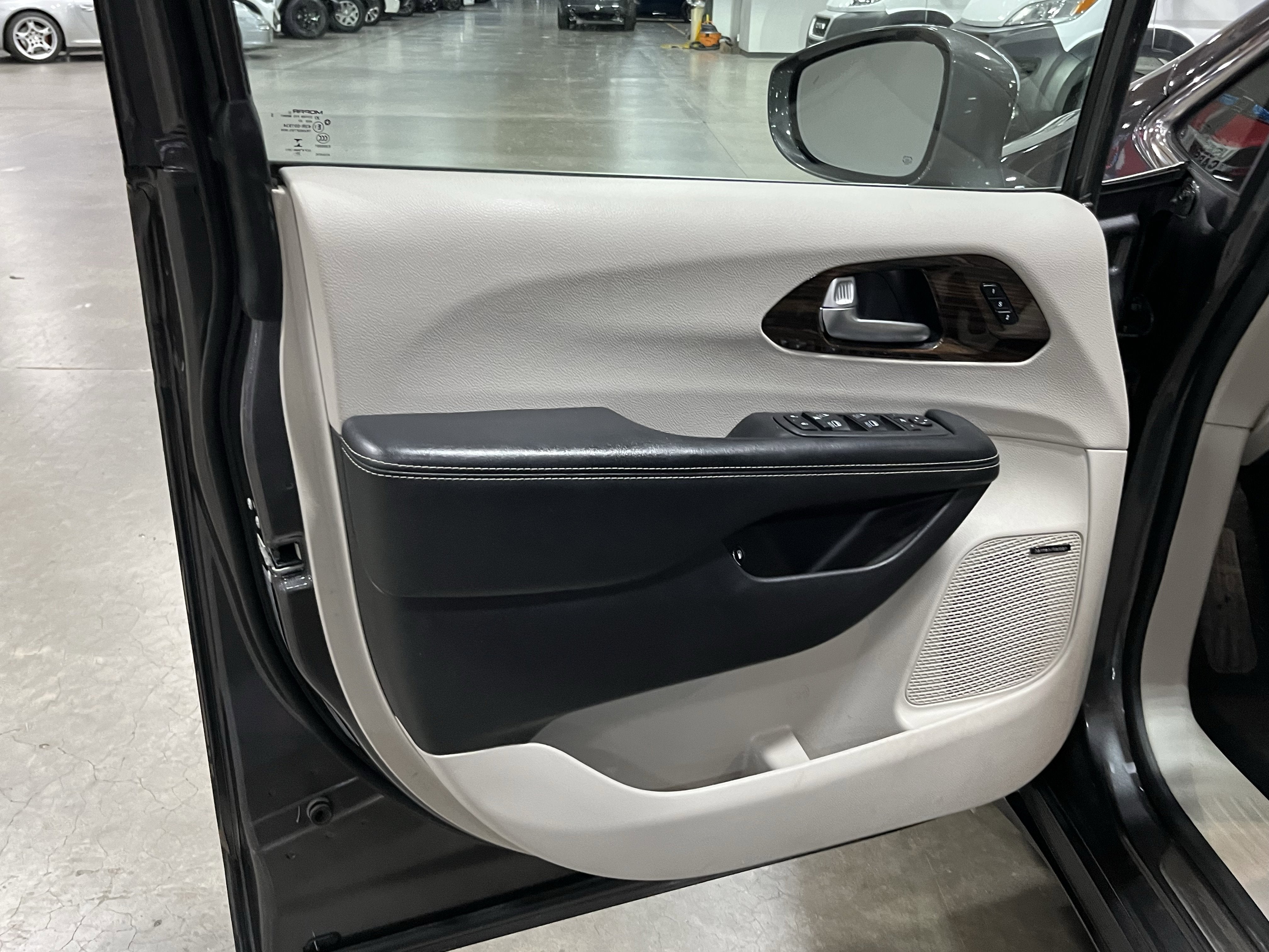 2021 Chrysler Pacifica Hybrid Limited