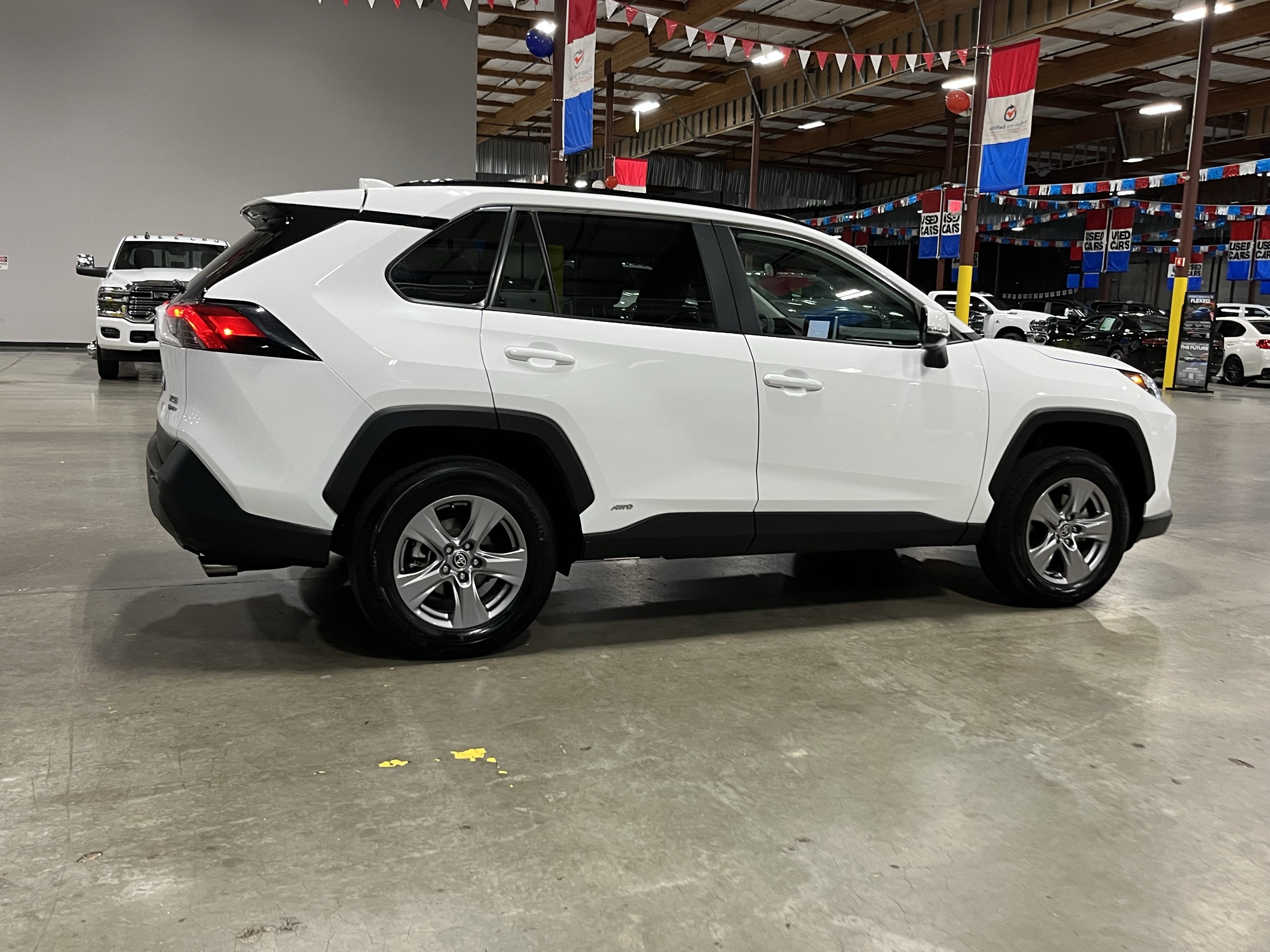 2025 Toyota RAV4 Hybrid XLE