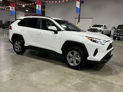 2025 Toyota RAV4 Hybrid XLE