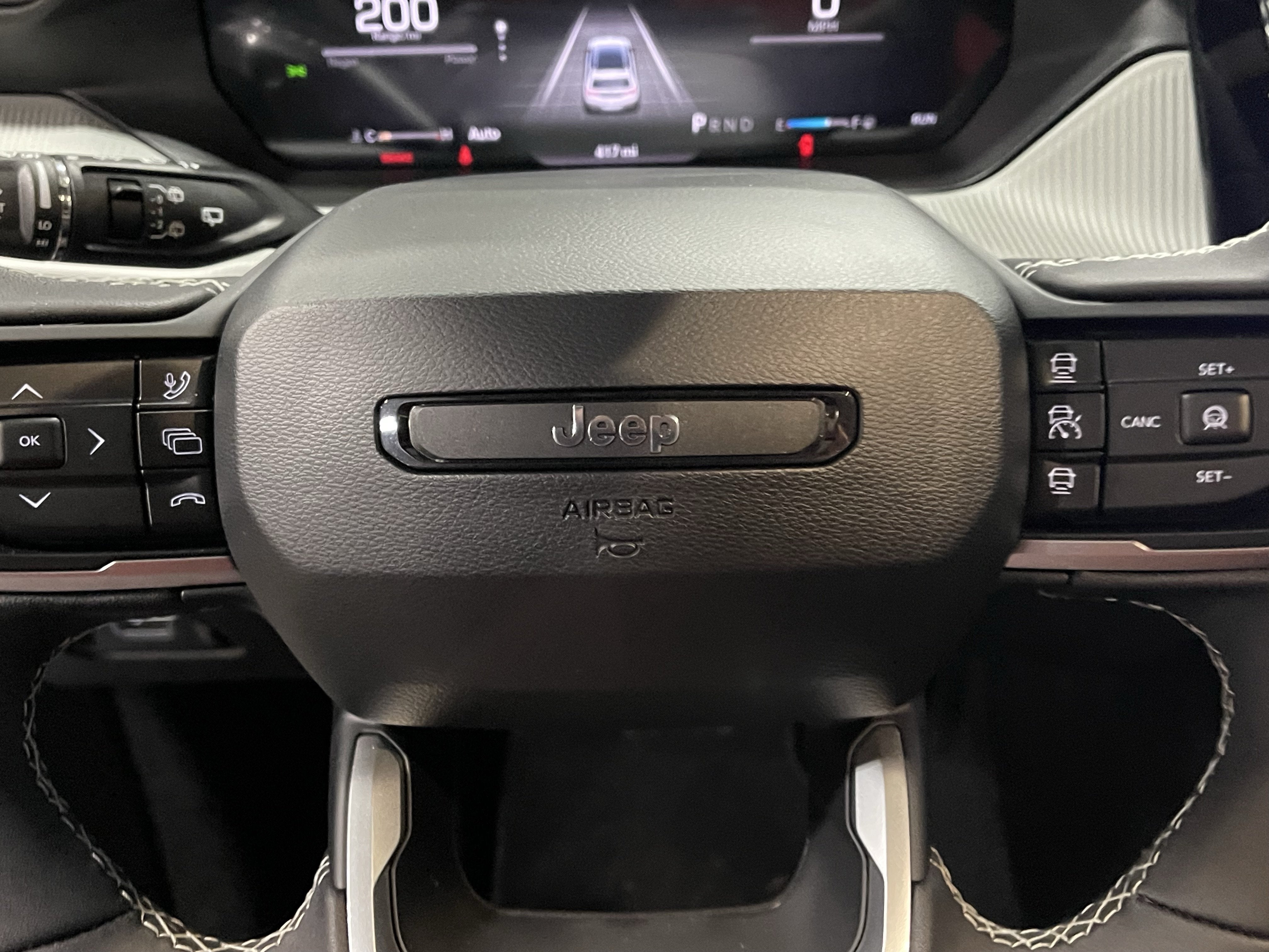 2026 Jeep Cherokee Laredo