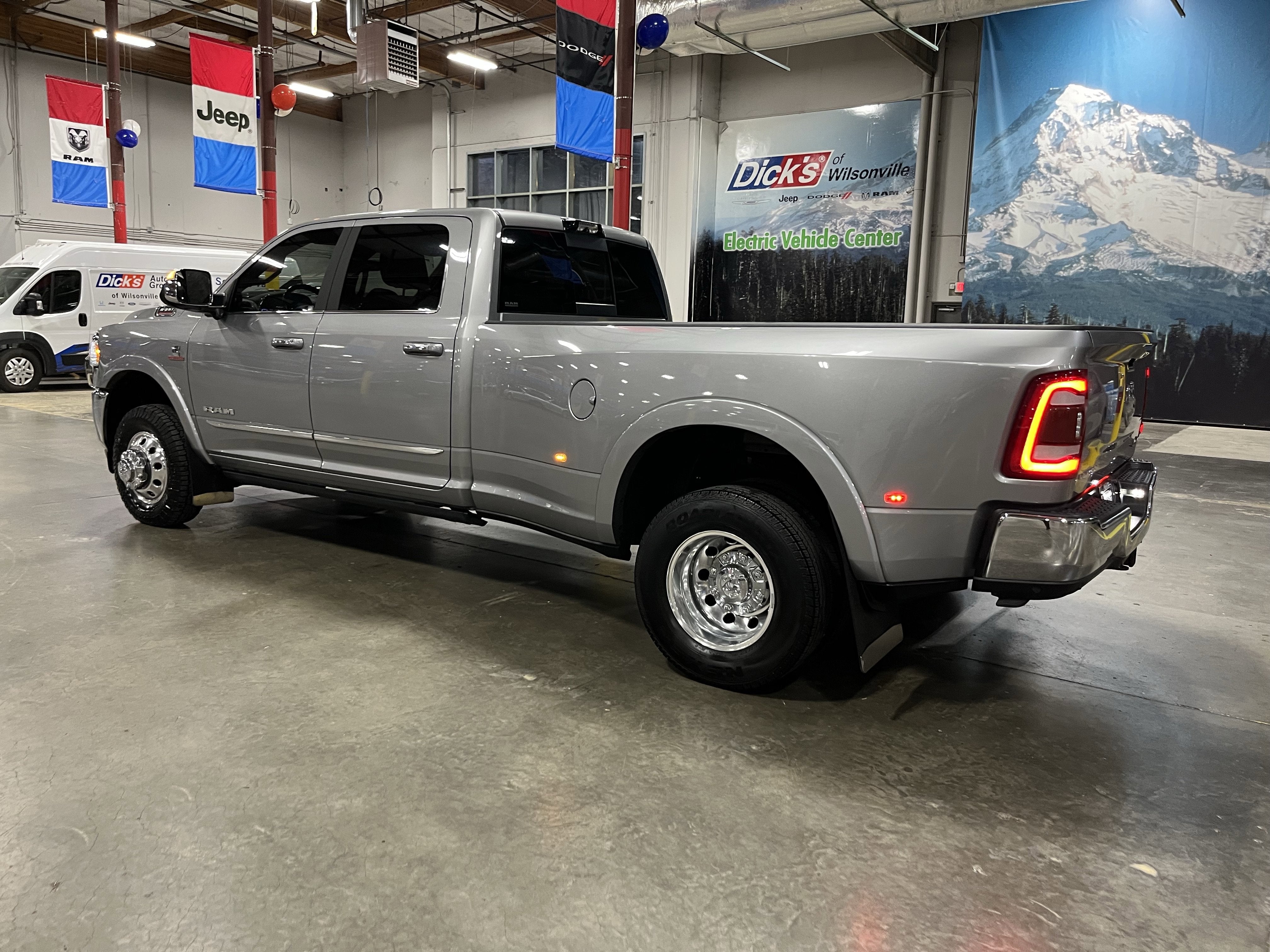2022 RAM 3500 Limited