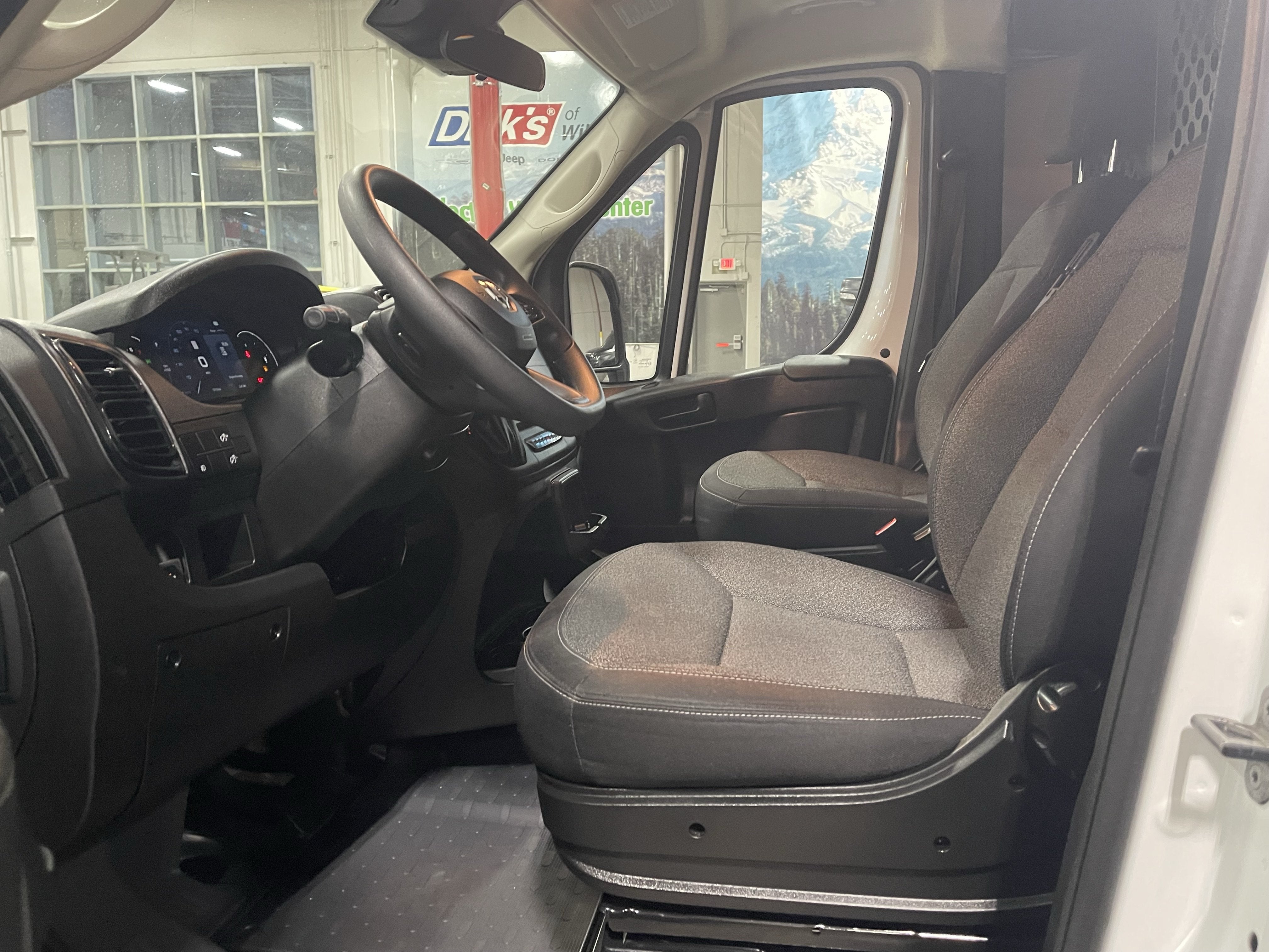 2025 RAM ProMaster 2500 Base