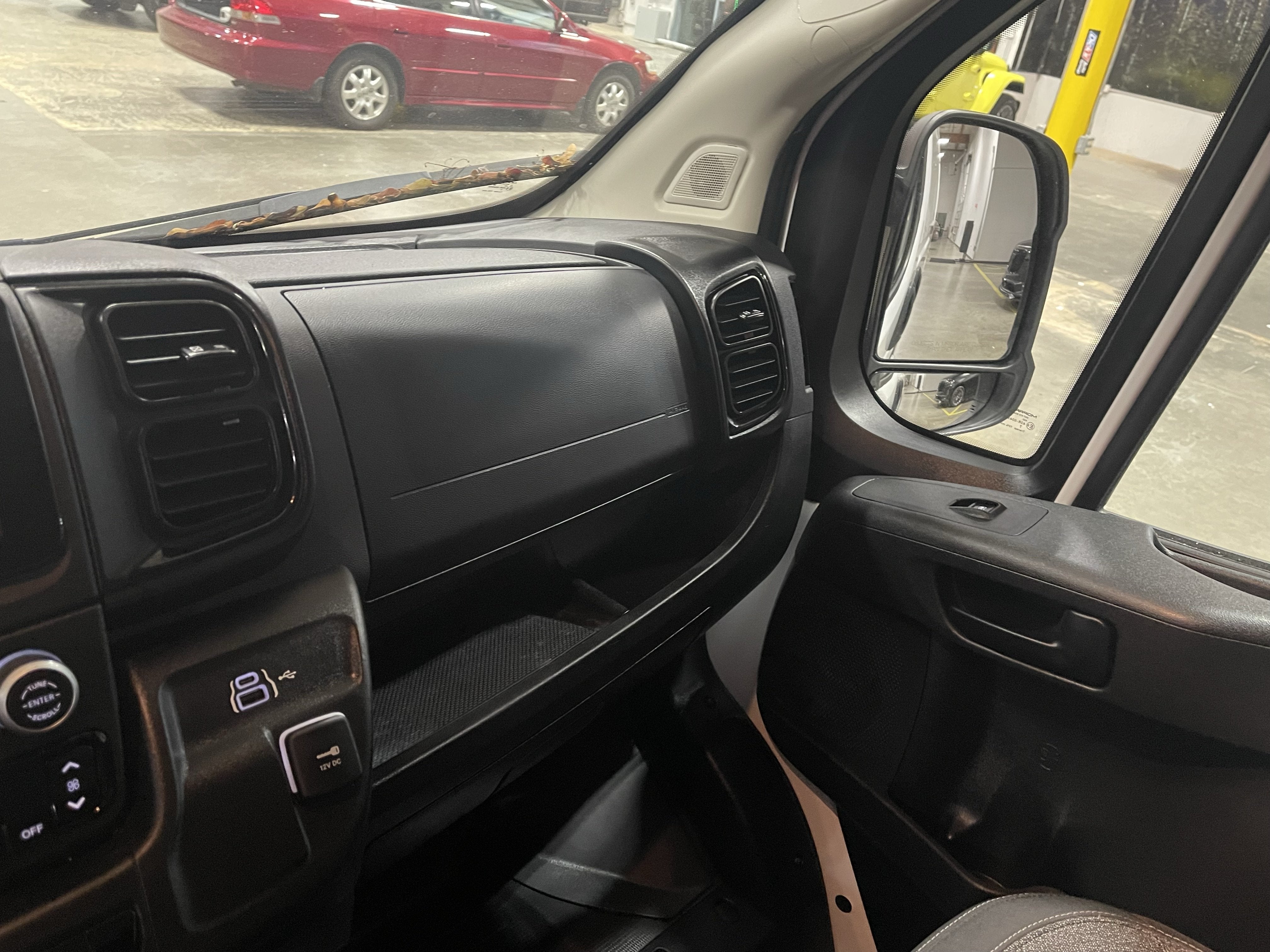 2025 RAM ProMaster 2500 Base