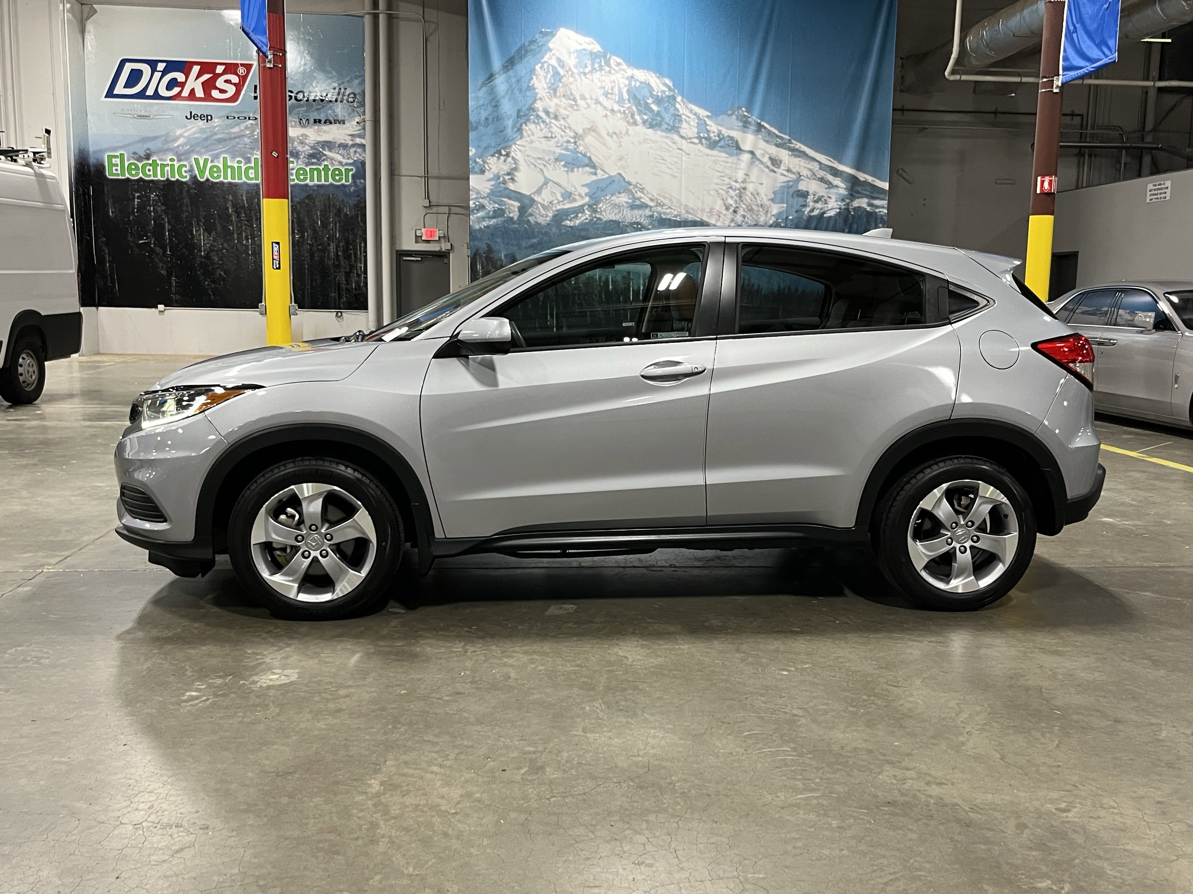 2021 Honda HR-V LX