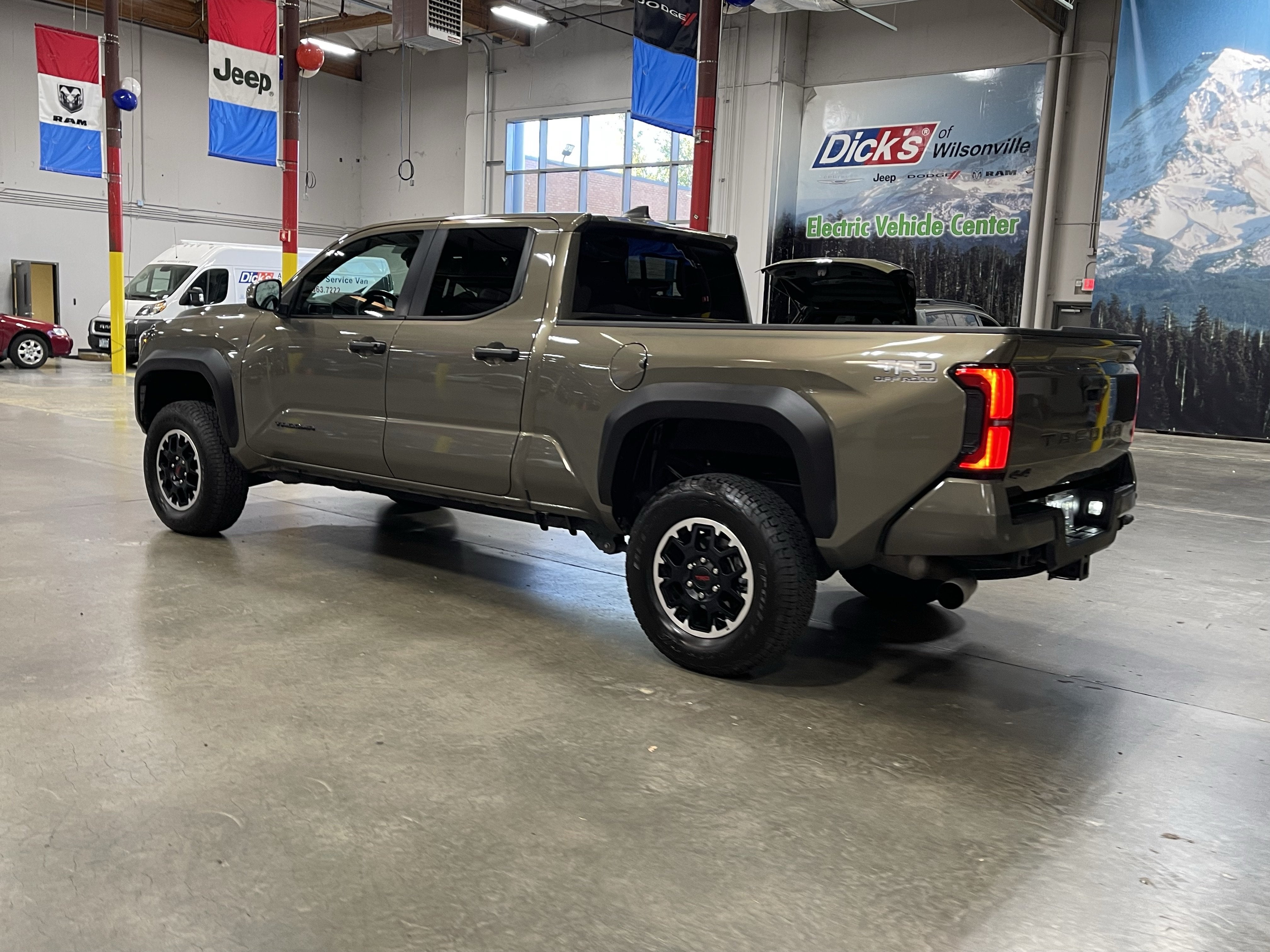 2025 Toyota Tacoma TRD Off-Road