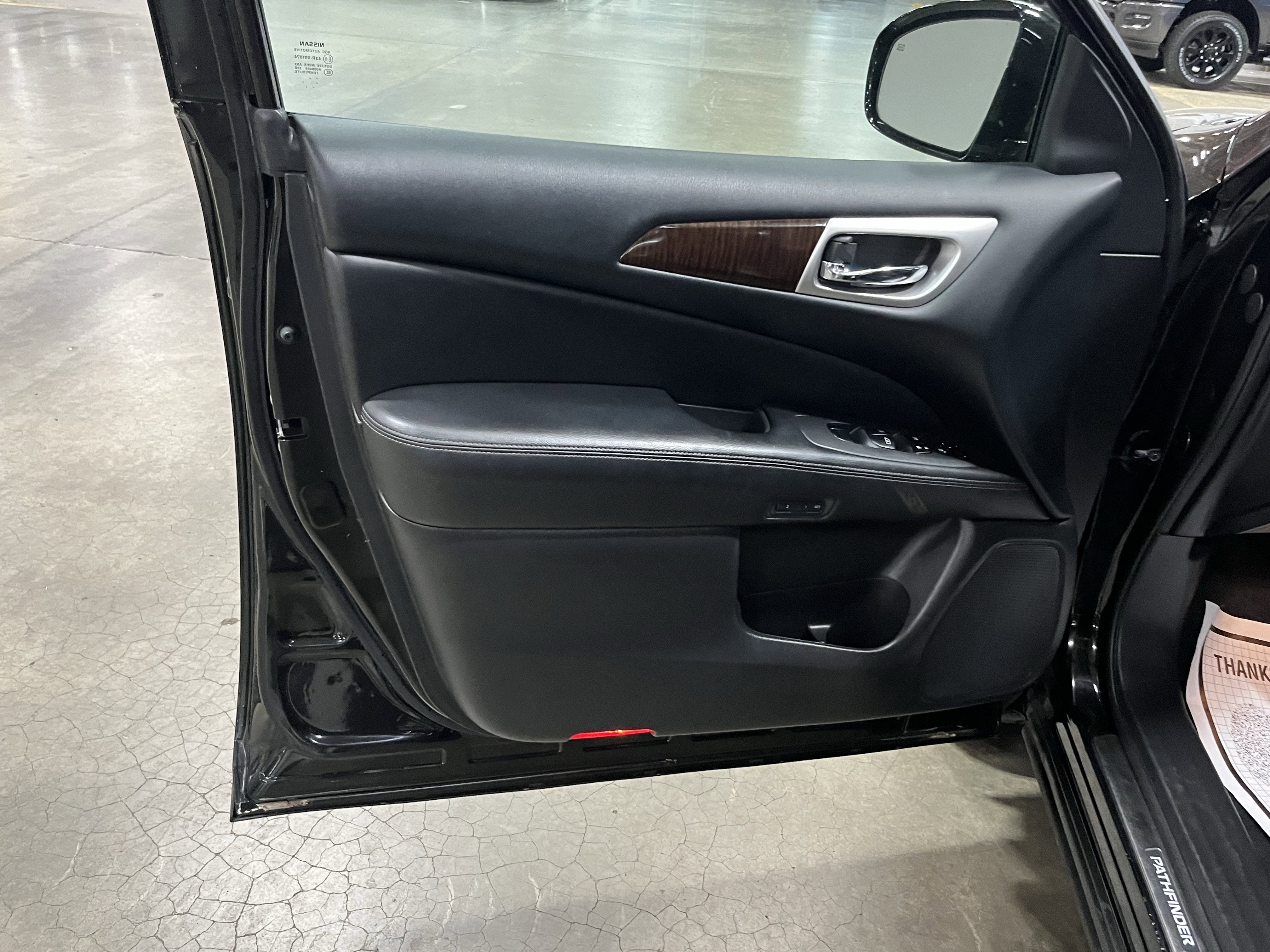 2013 Nissan Pathfinder Platinum