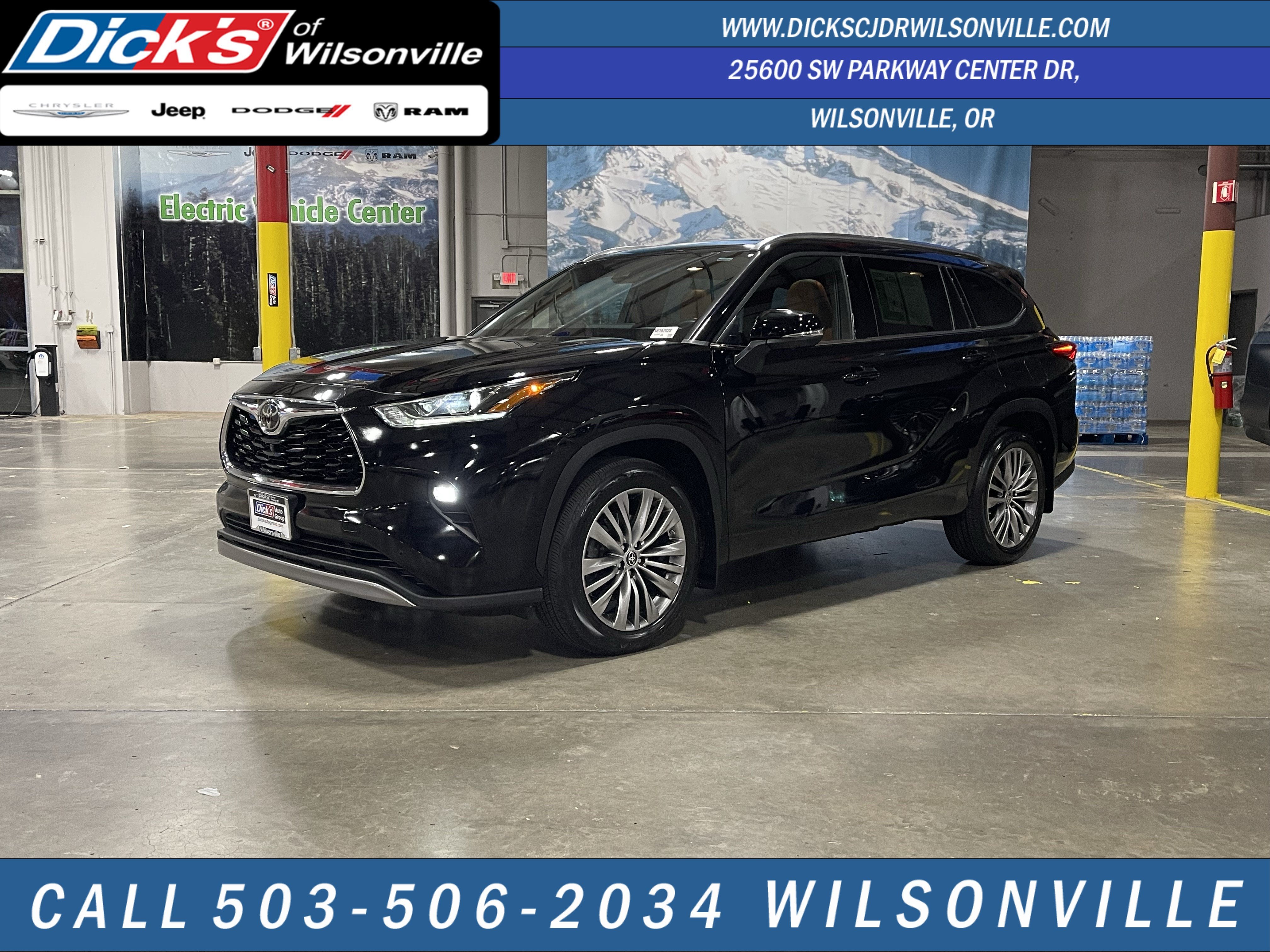 2022 Toyota Highlander Platinum