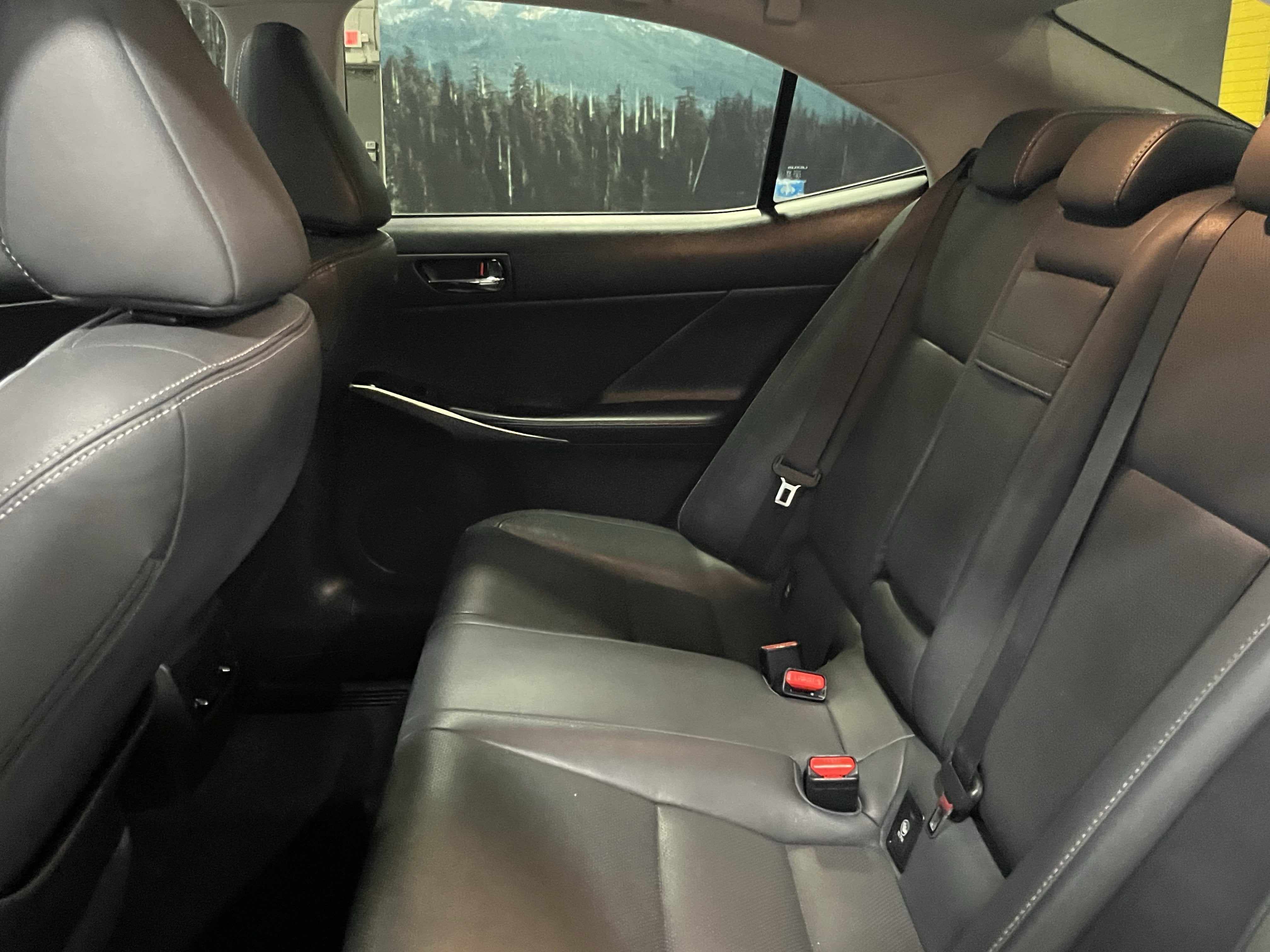 2015 Lexus IS 250