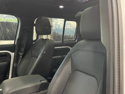 2025 Land Rover Defender 110 S
