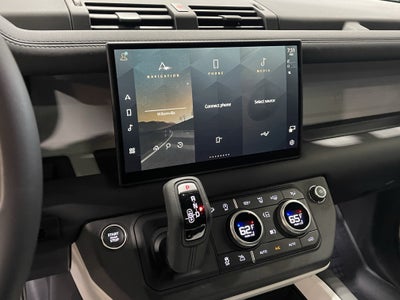 2025 Land Rover Defender 110 S