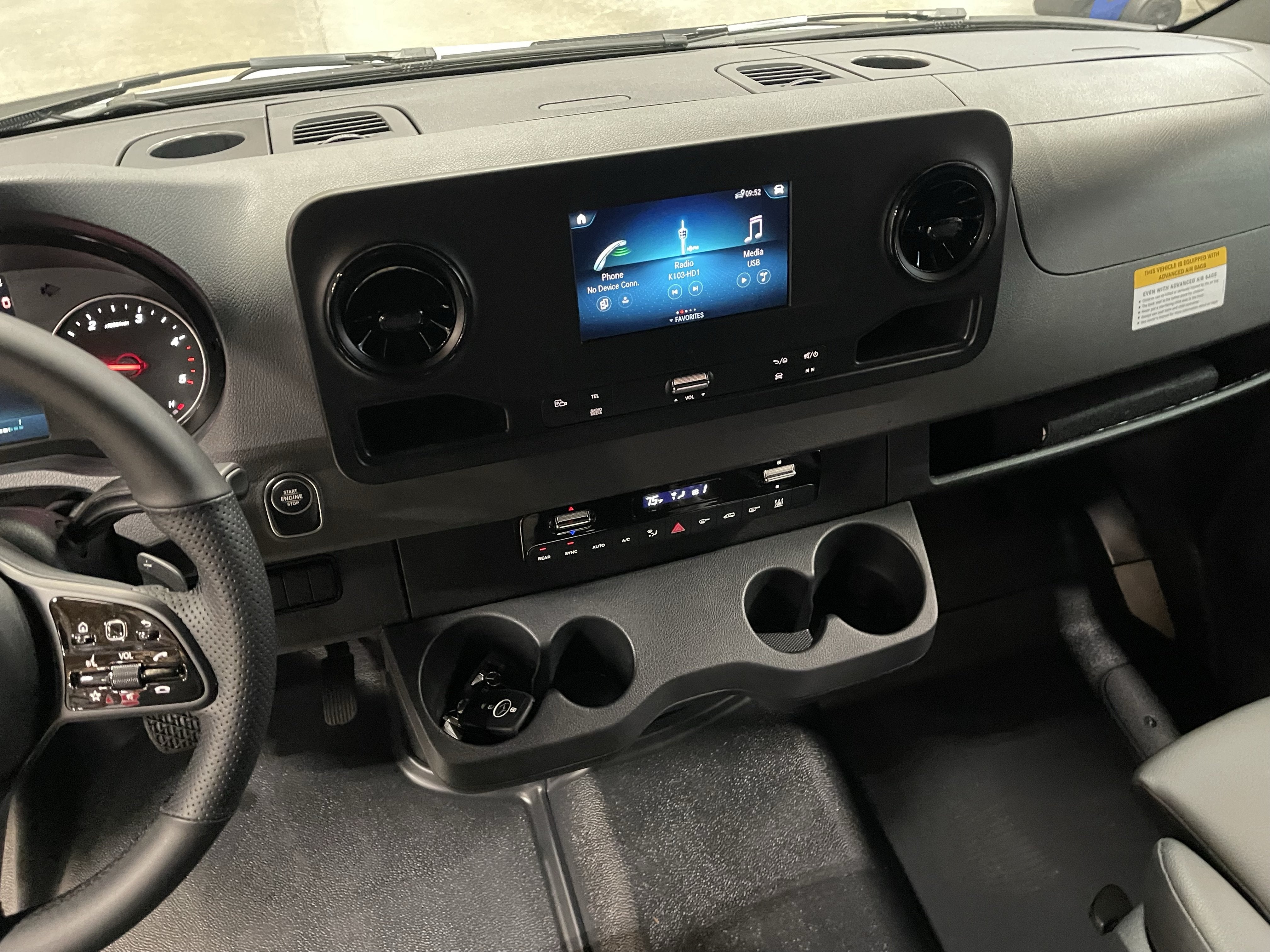 2024 Mercedes-Benz Sprinter 2500 Passenger 170 WB