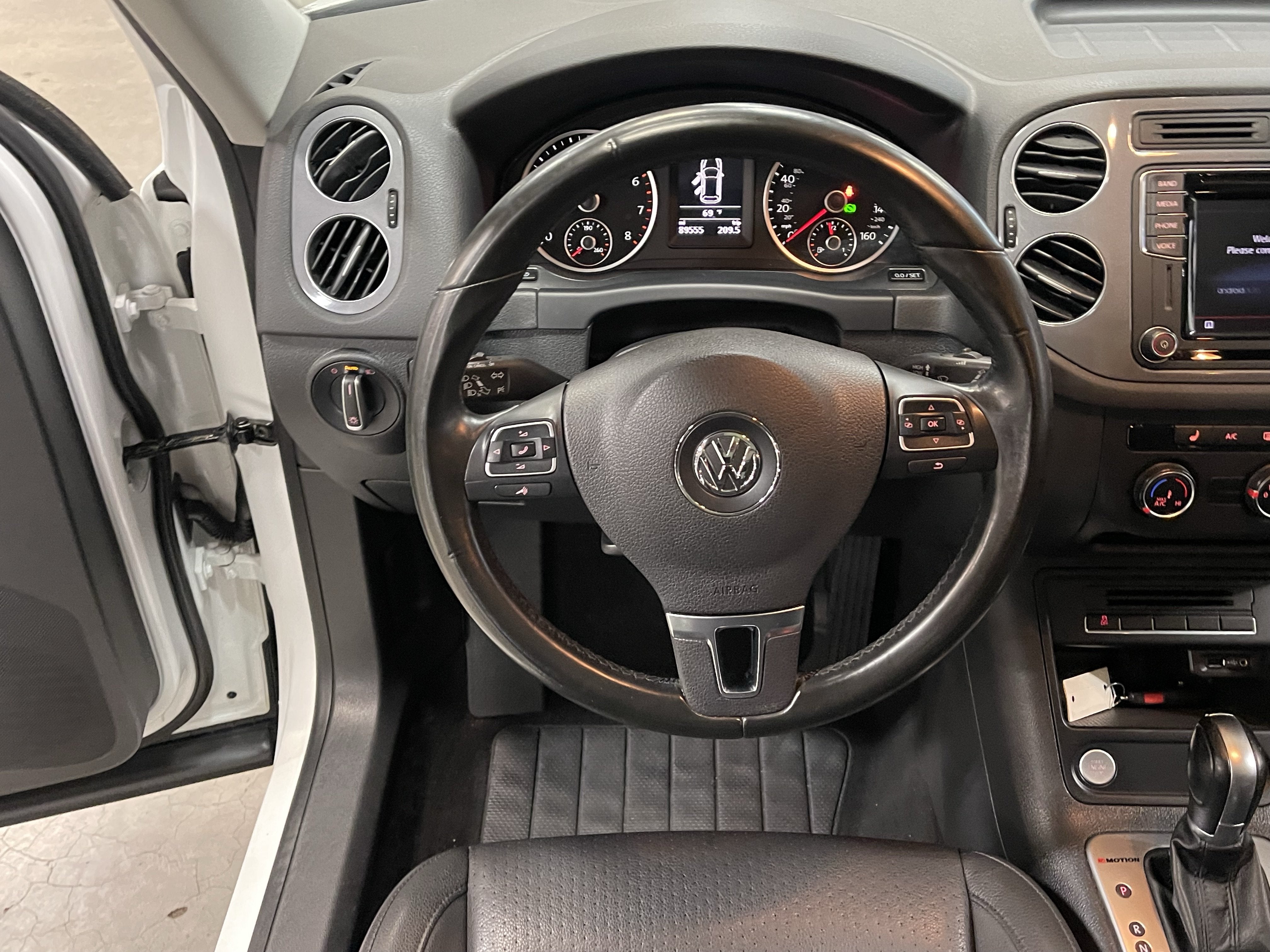 2017 Volkswagen Tiguan 2.0T Wolfsburg Edition