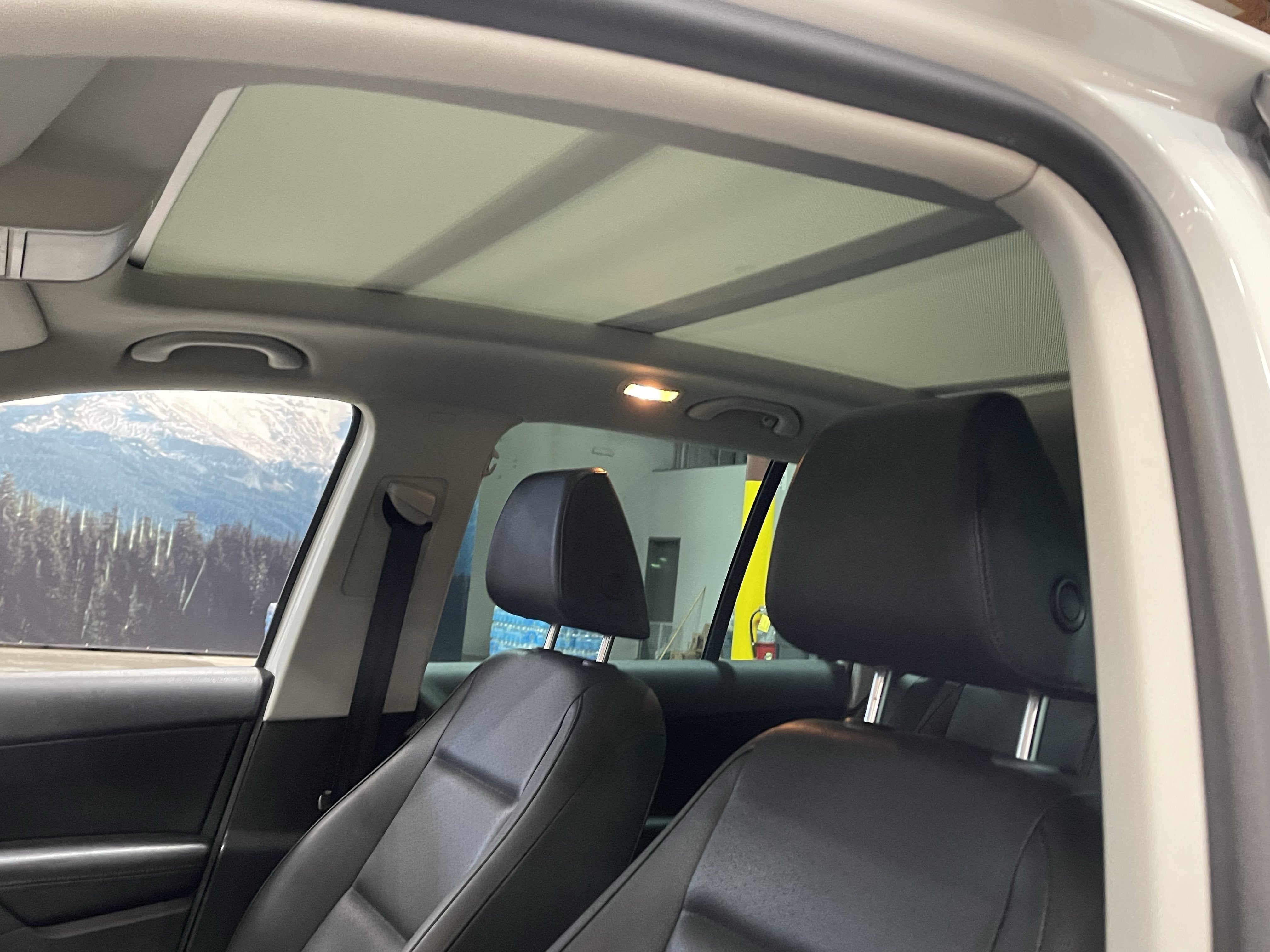 2017 Volkswagen Tiguan 2.0T Wolfsburg Edition