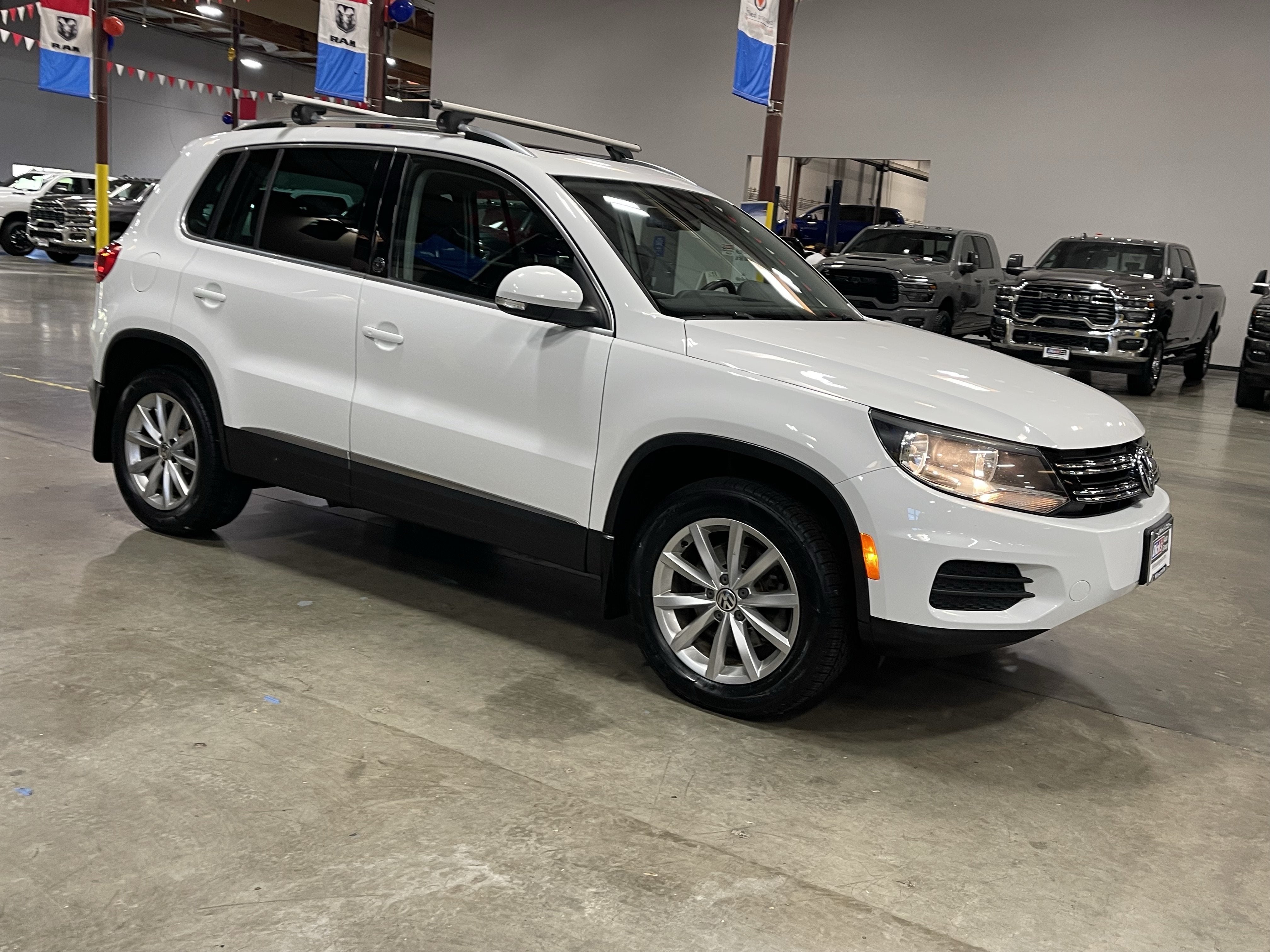 2017 Volkswagen Tiguan 2.0T Wolfsburg Edition