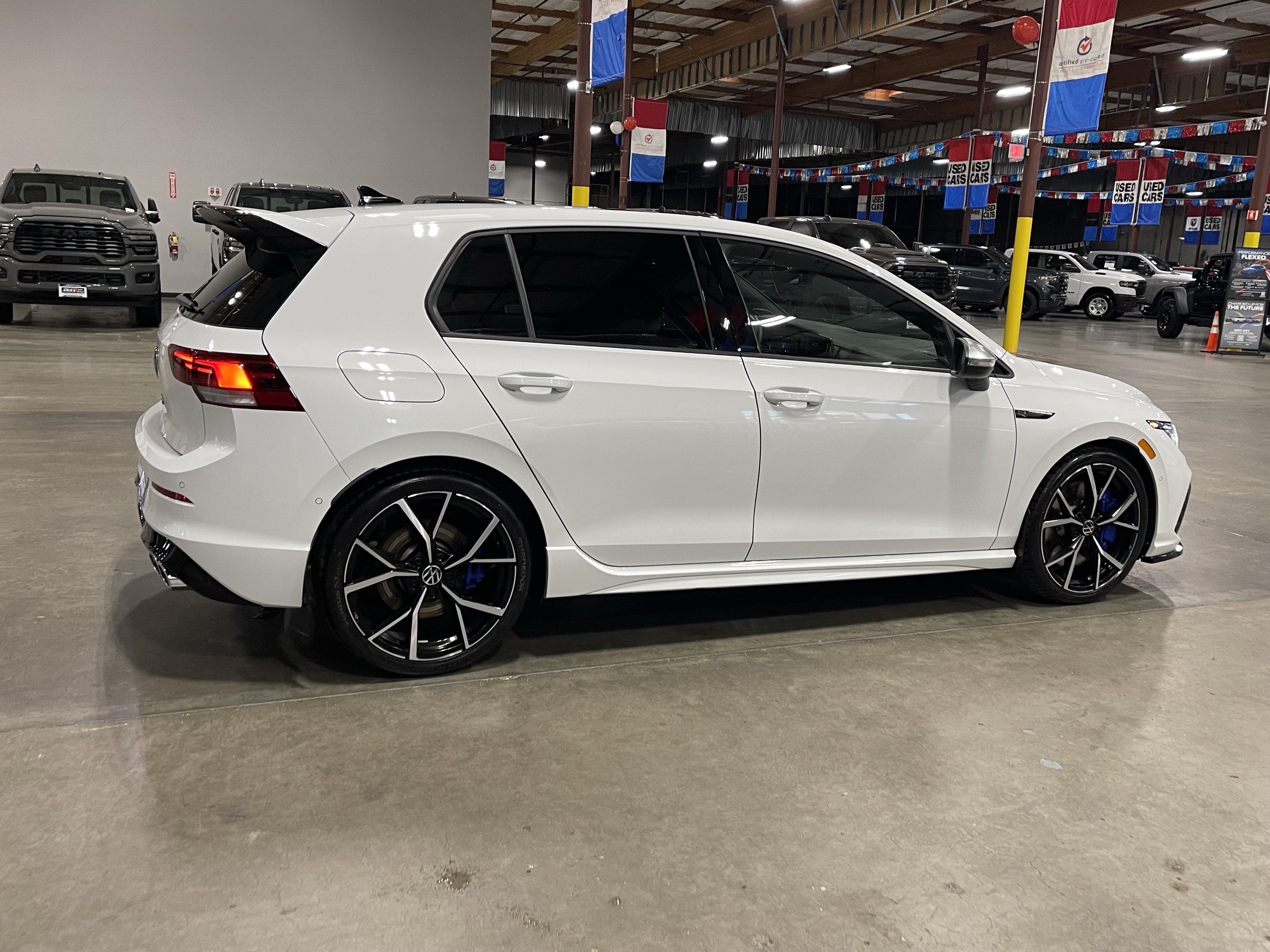 2024 Volkswagen Golf R 2.0T