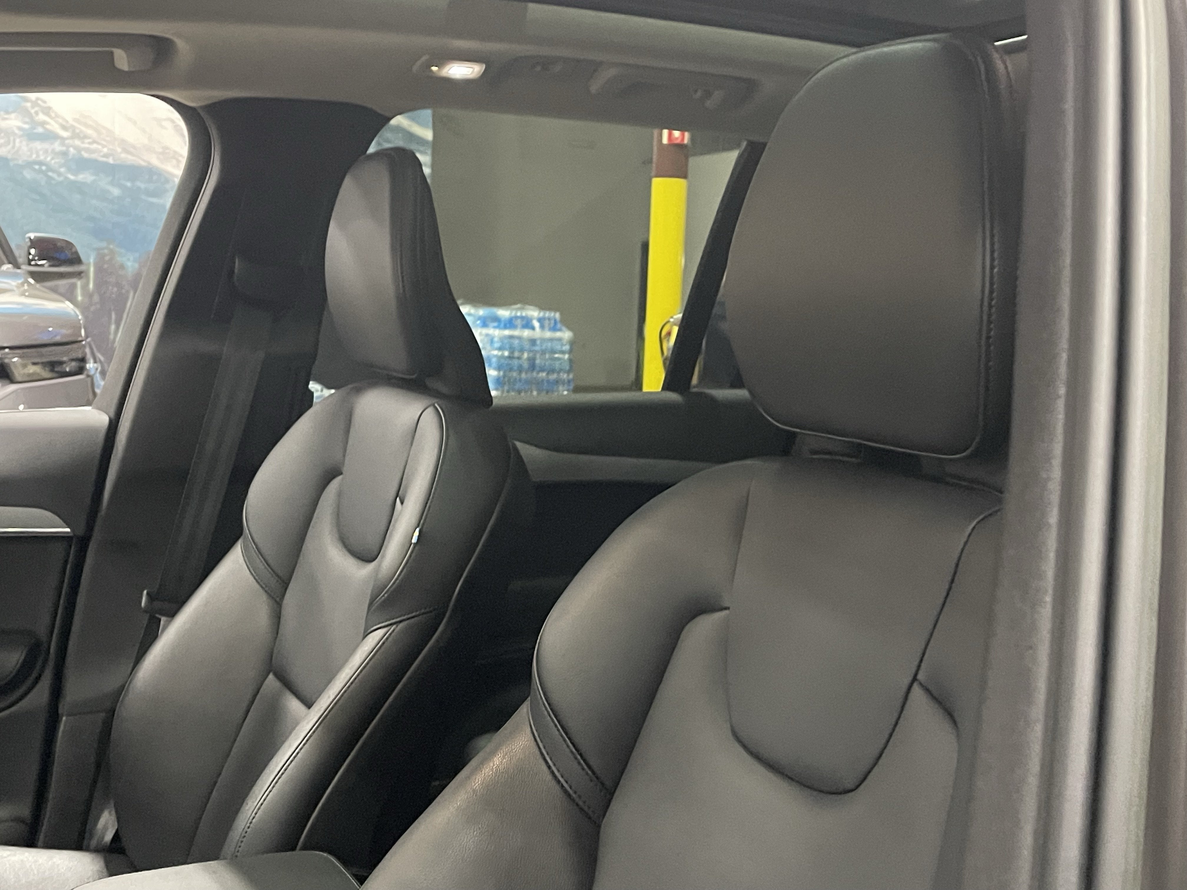 2023 Volvo XC90 B5 Core