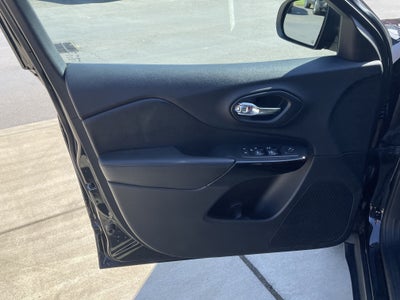 2019 Jeep Cherokee Altitude