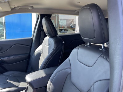 2019 Jeep Cherokee Altitude