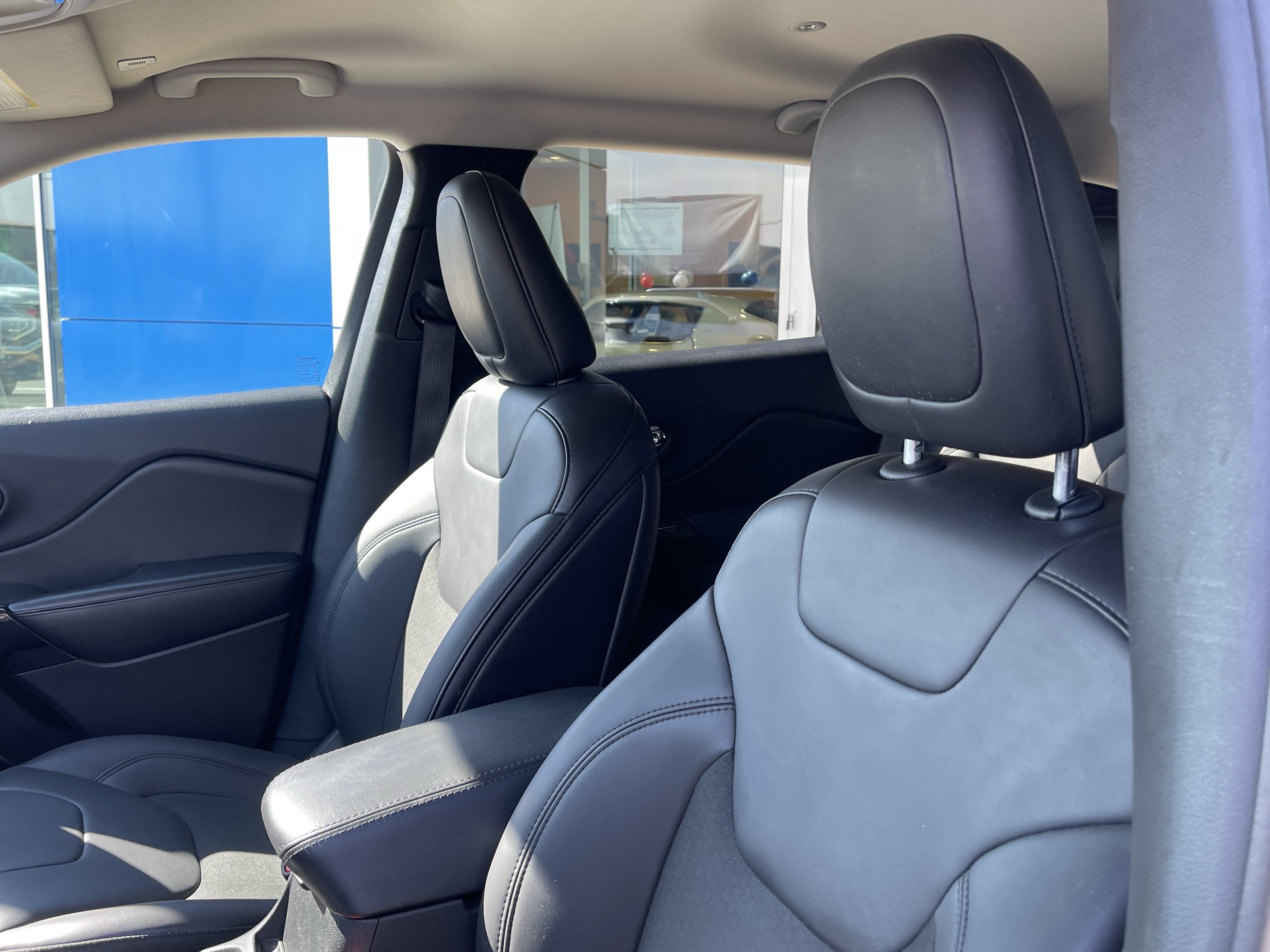 2019 Jeep Cherokee Altitude