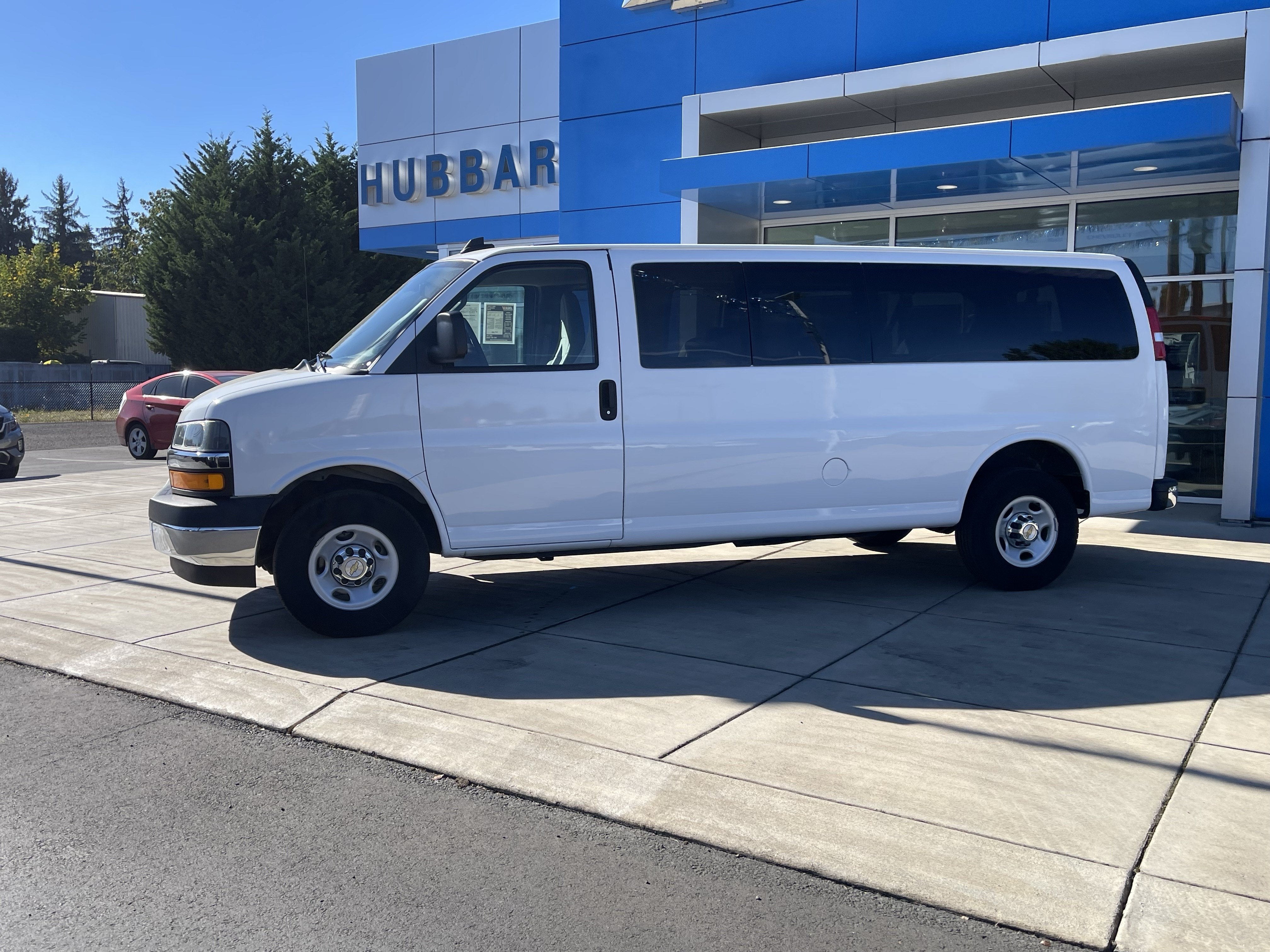 2024 Chevrolet Express Passenger LT