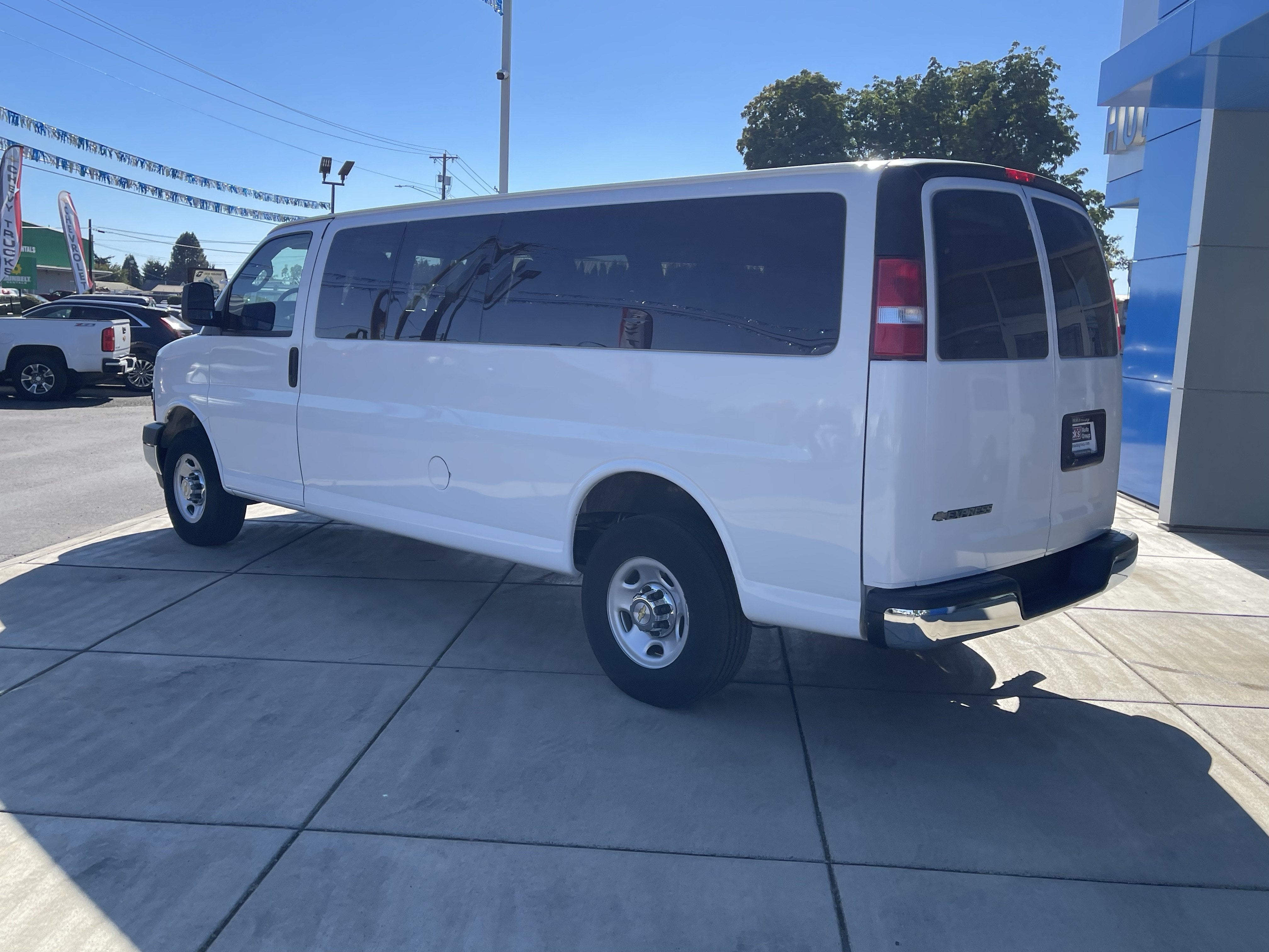 2024 Chevrolet Express Passenger LT