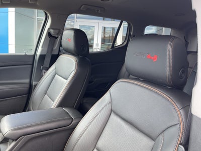 2021 GMC Acadia AT4