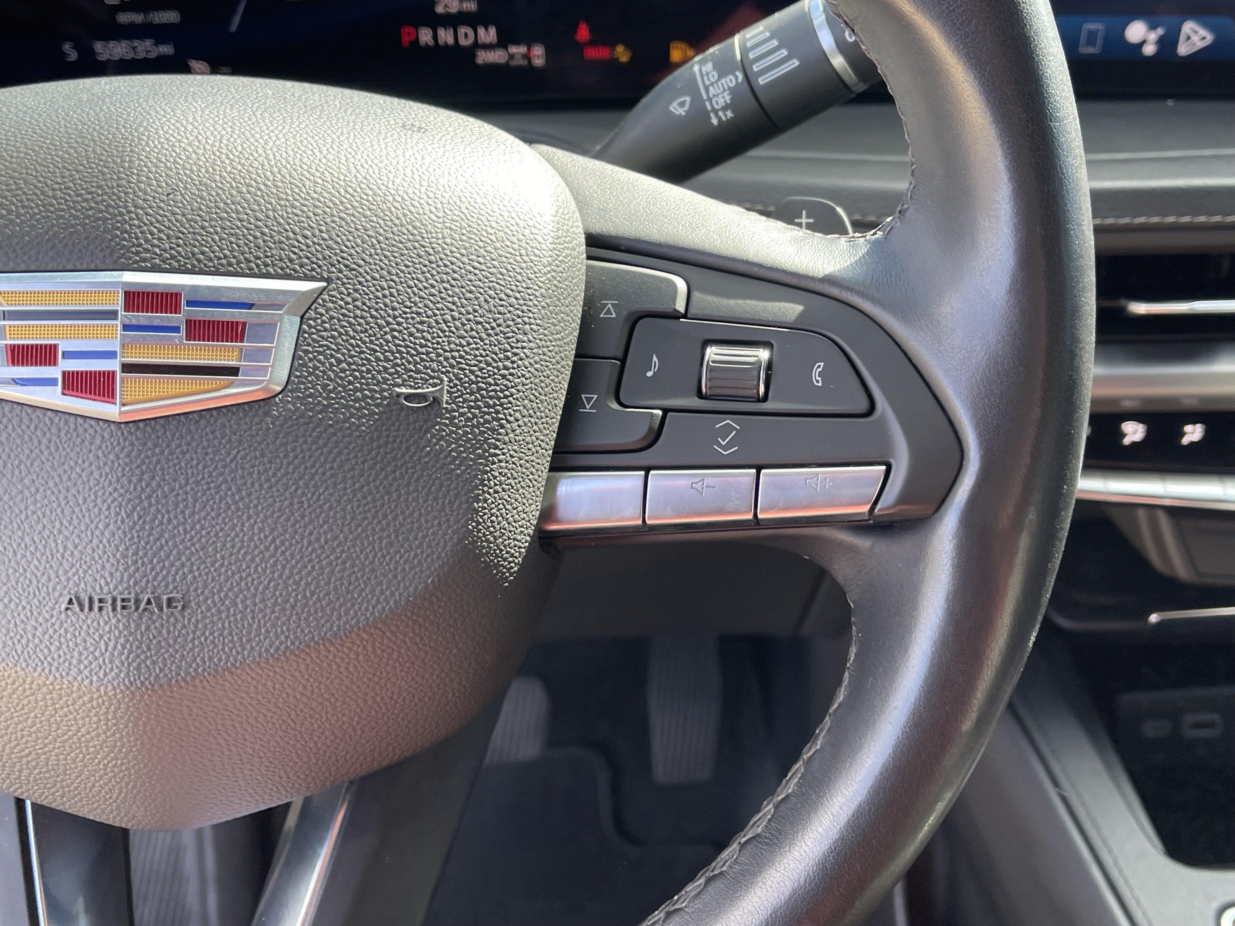 2024 Cadillac XT4 AWD Premium Luxury