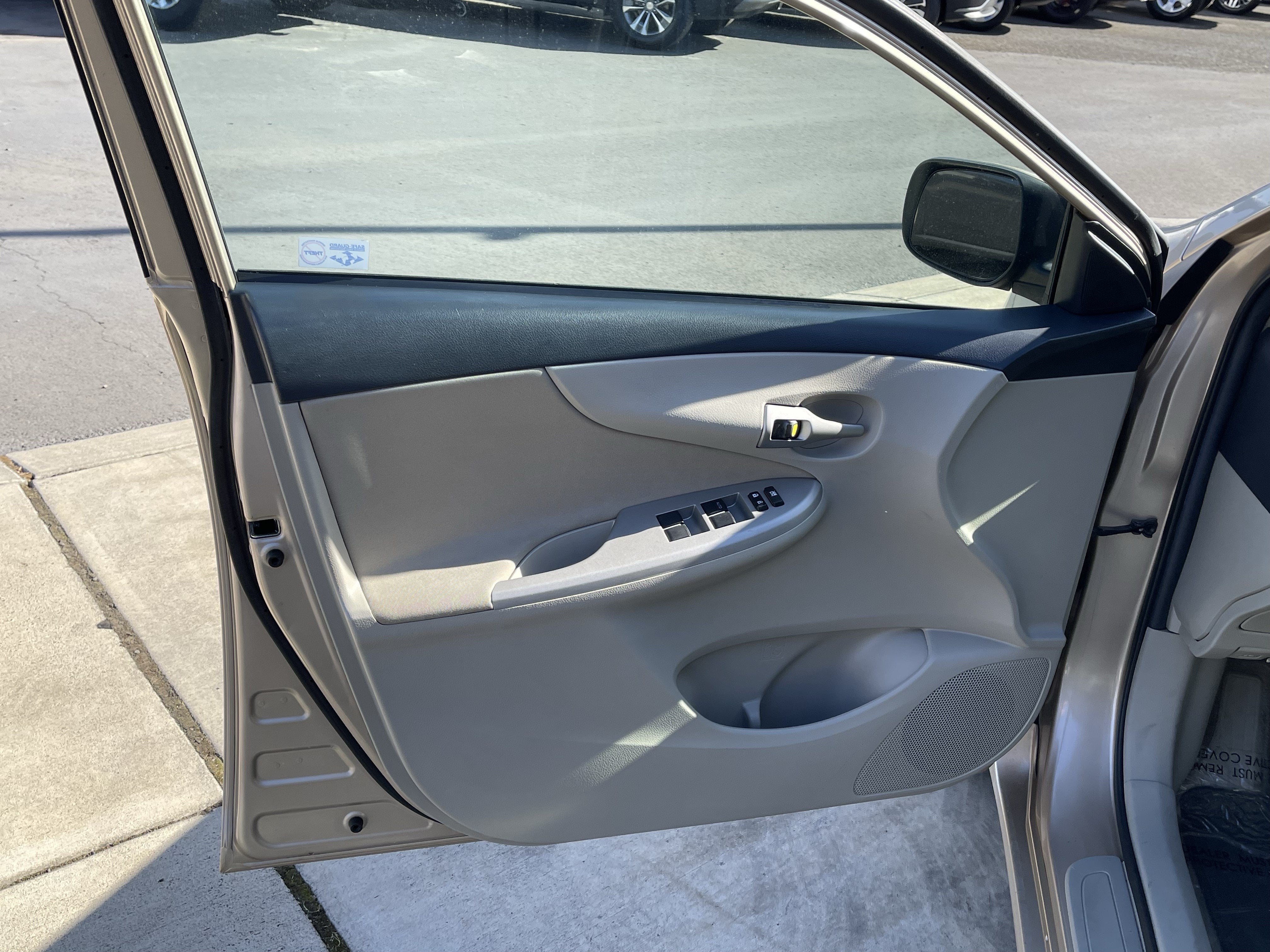 2012 Toyota Corolla LE