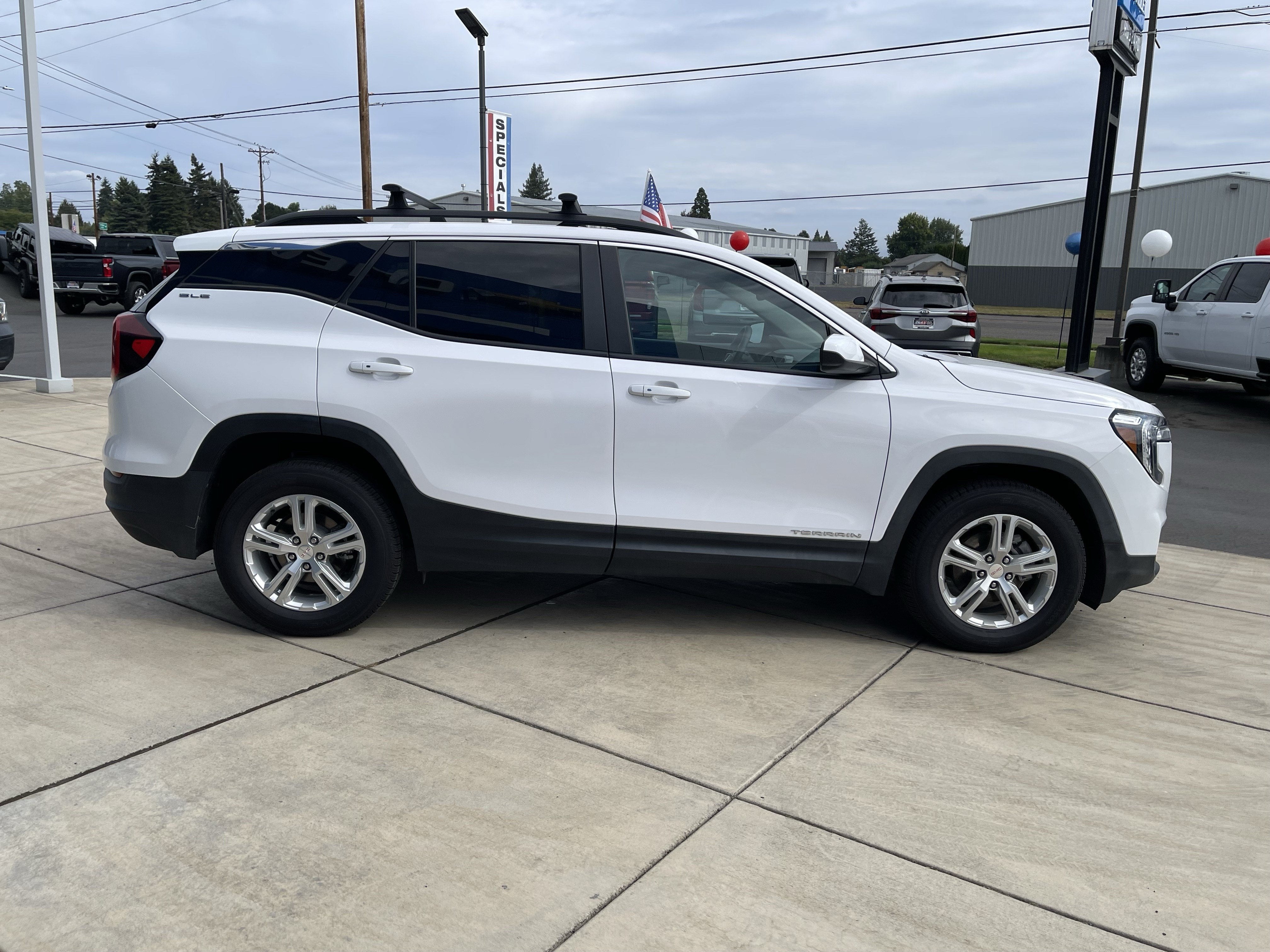 2022 GMC Terrain SLE
